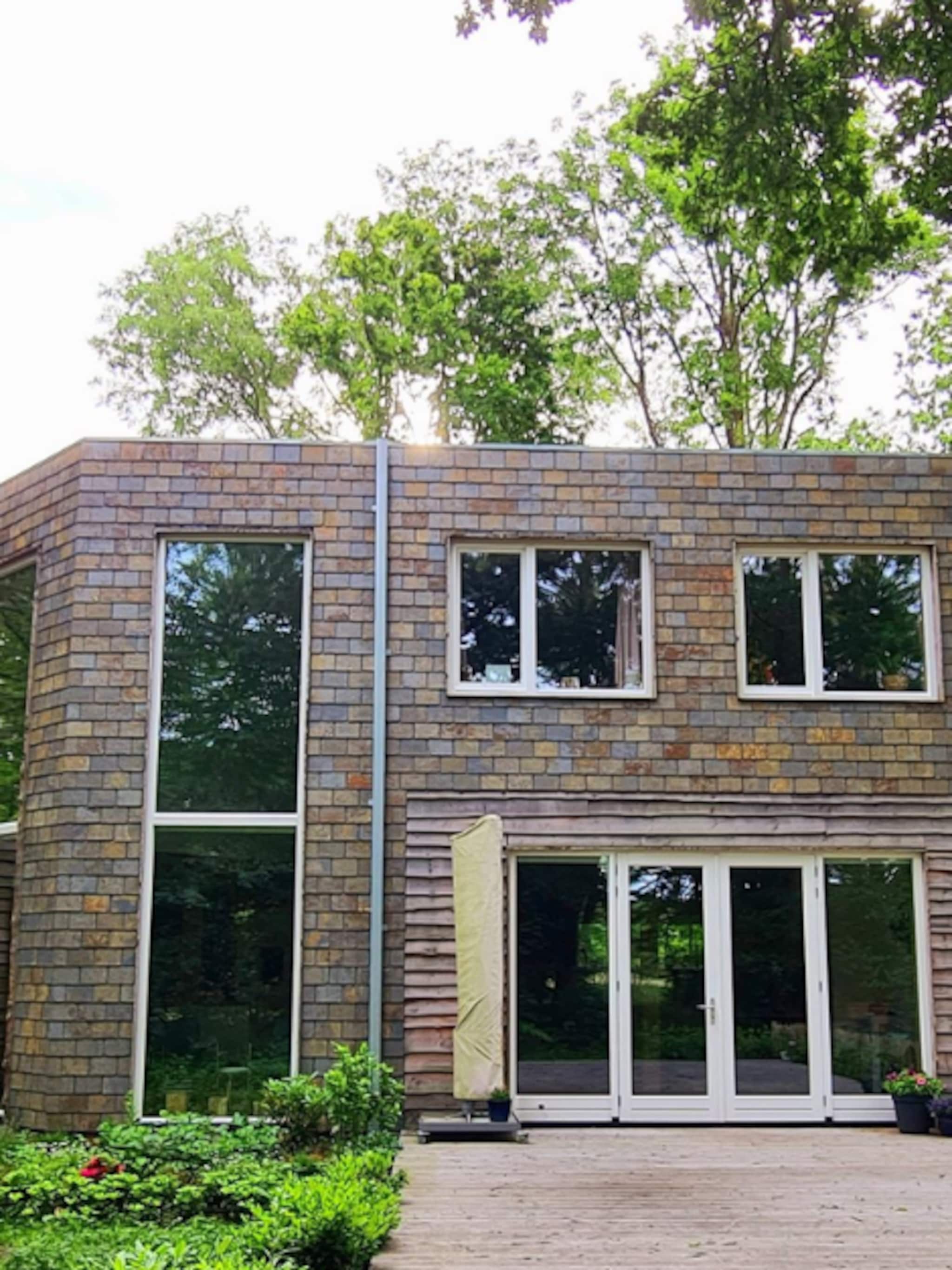 funda parel bijzonder duurzame woning met indoor strand in noordwijk