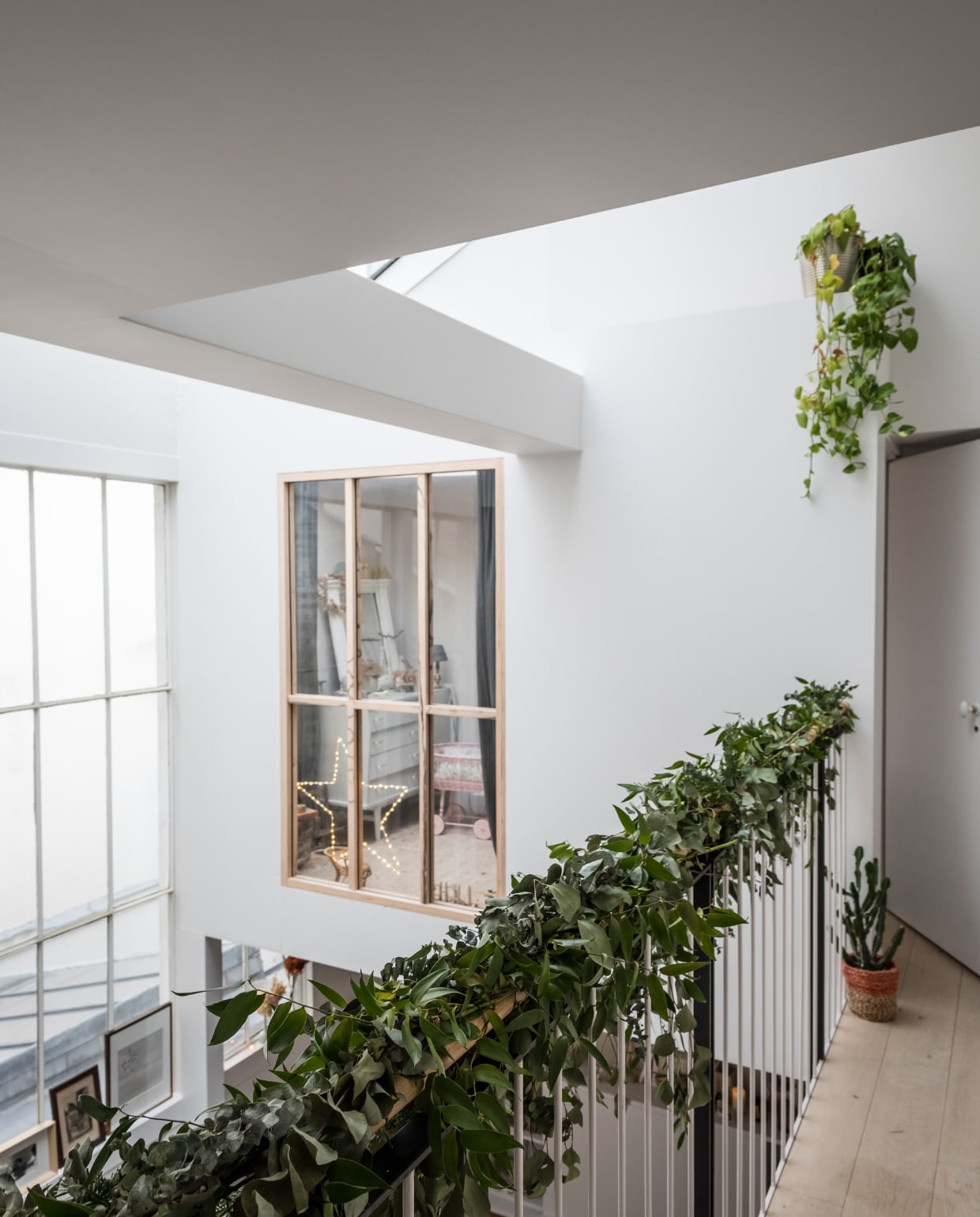 Planten en guirlande Rungis Marché International. Overig onbekend. styling Marie-Maud Levron | fotografie CÉcile Perrinet-Lhermitte