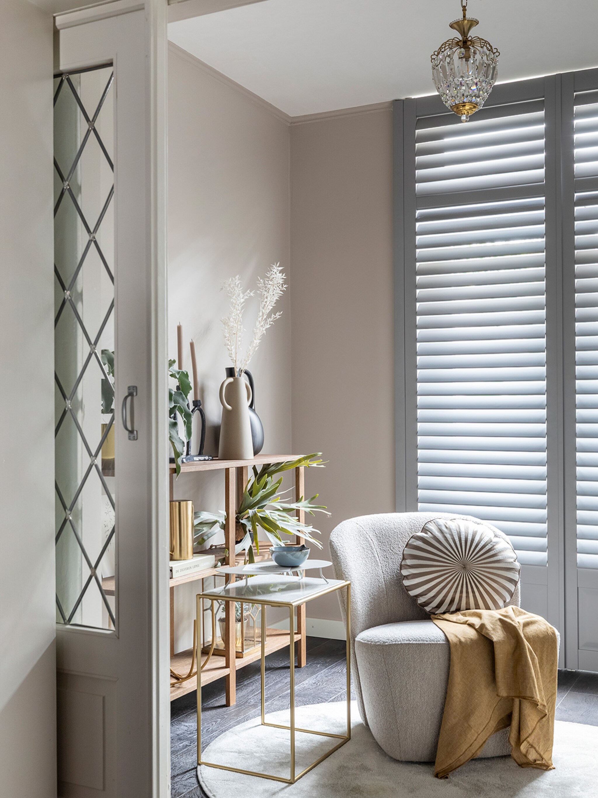urban taupe in de woonkamer