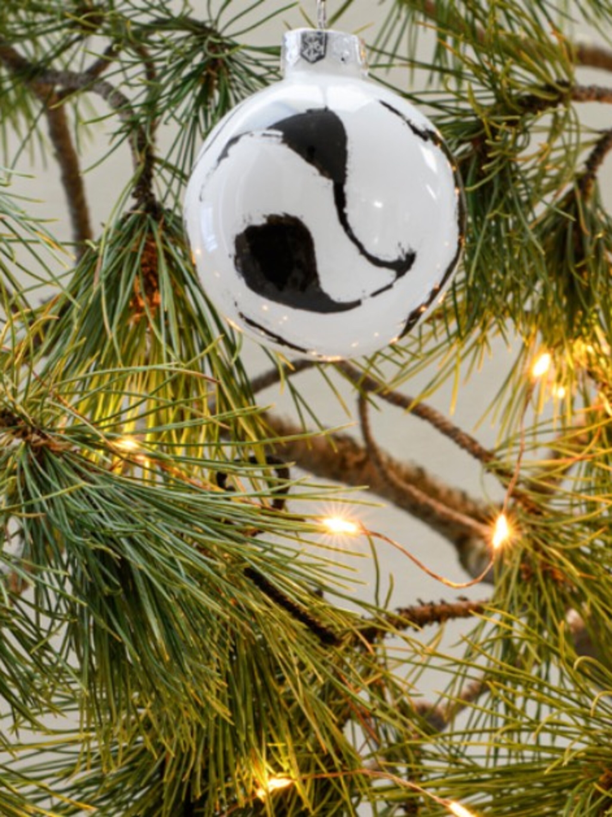 do it yourself design kerstballen voor in de boom