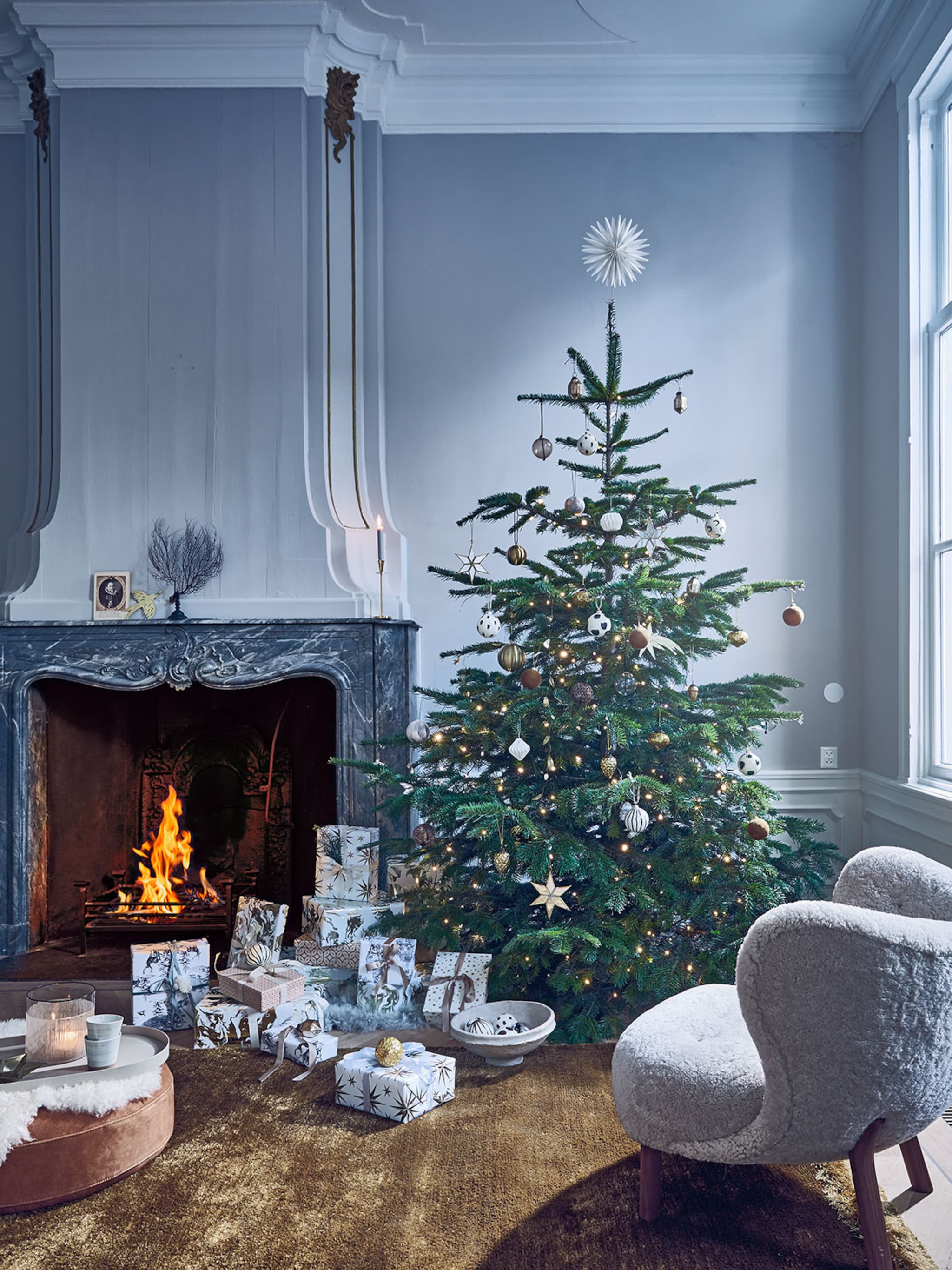 de kerstboom versieren als een pro dankzij de gouden tips van stylist ilona jongepier