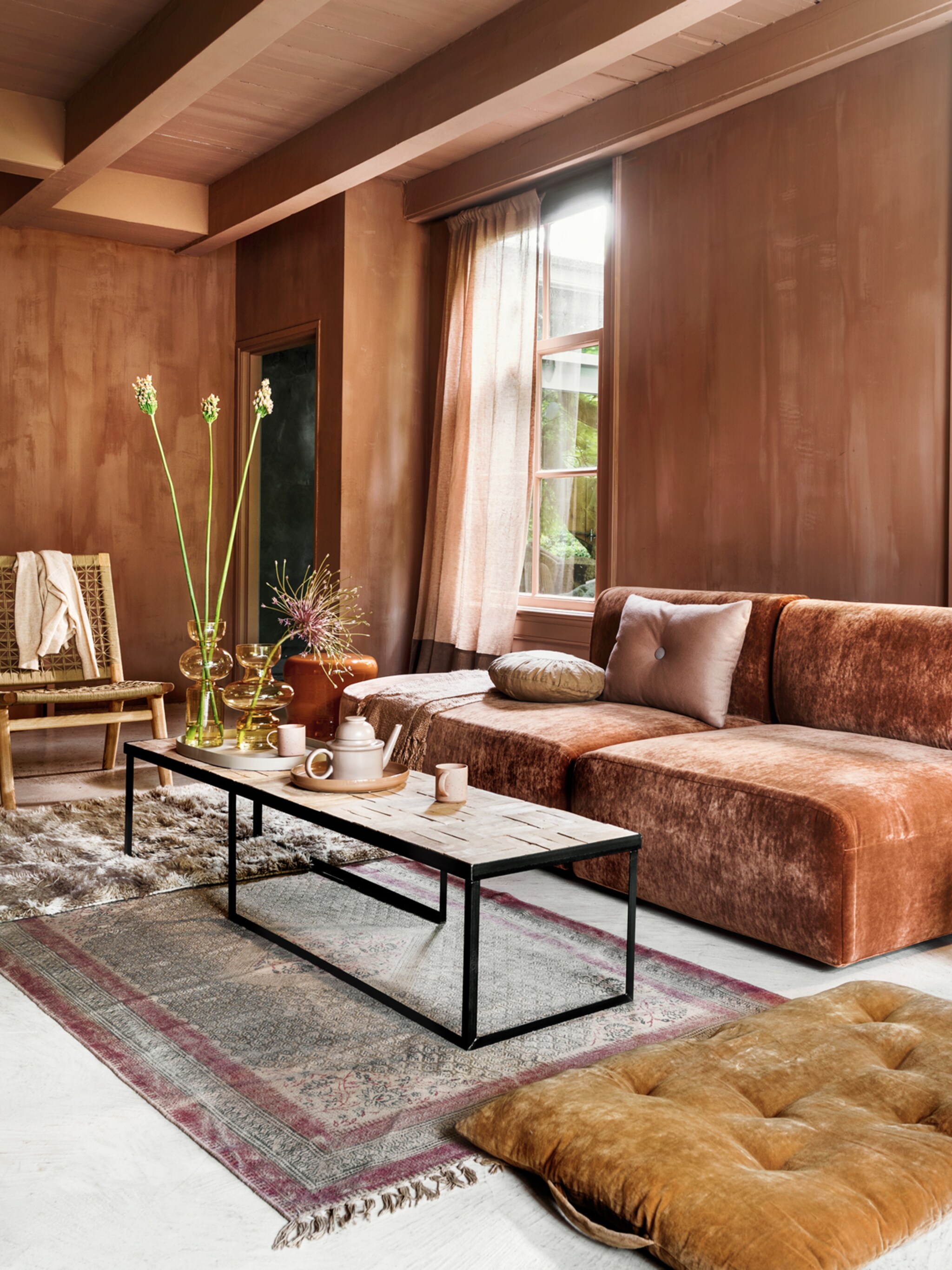 4x woonidee warm interieur met blauwtinten