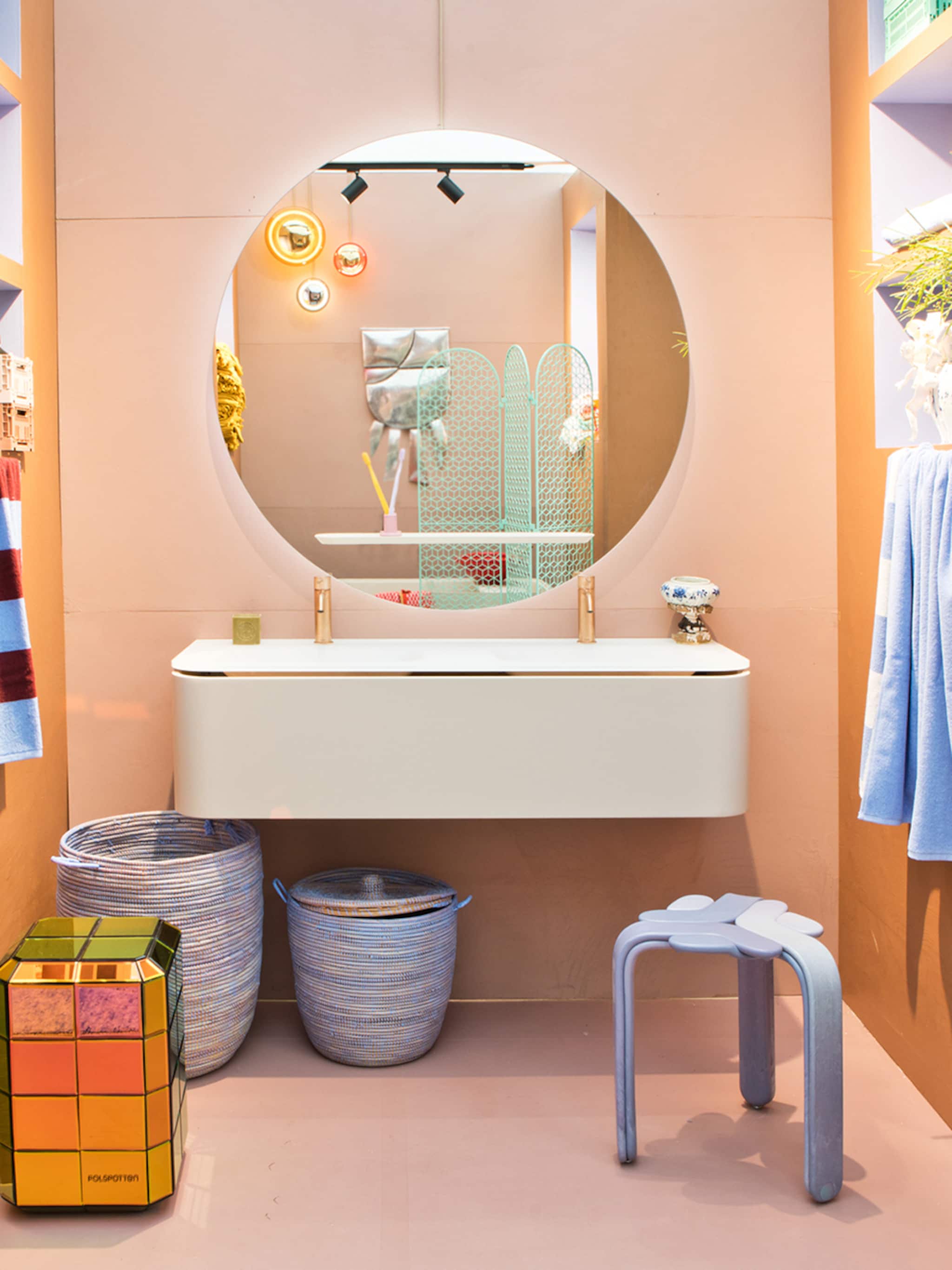 dit zijn alle producten uit de badkamer van het color vibe huis van marianne