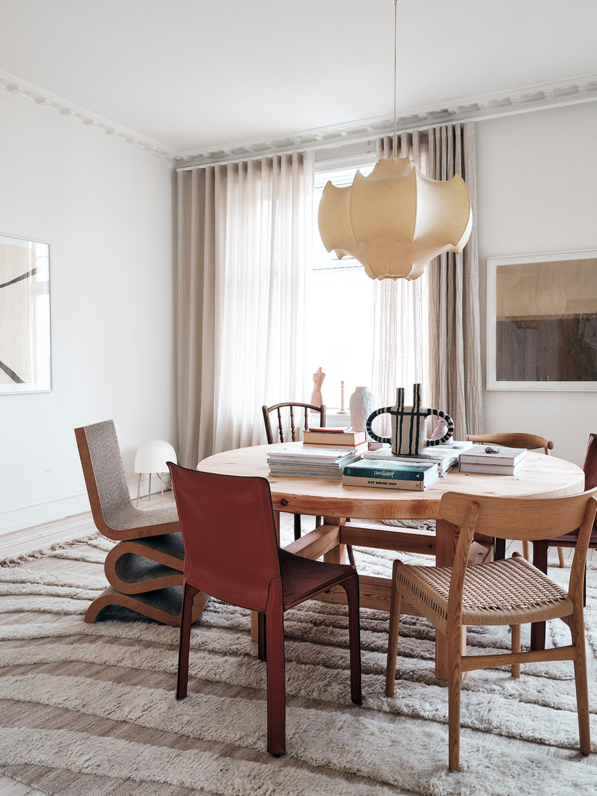 binnenkijken in een harmonieus interieur in kopenhagen