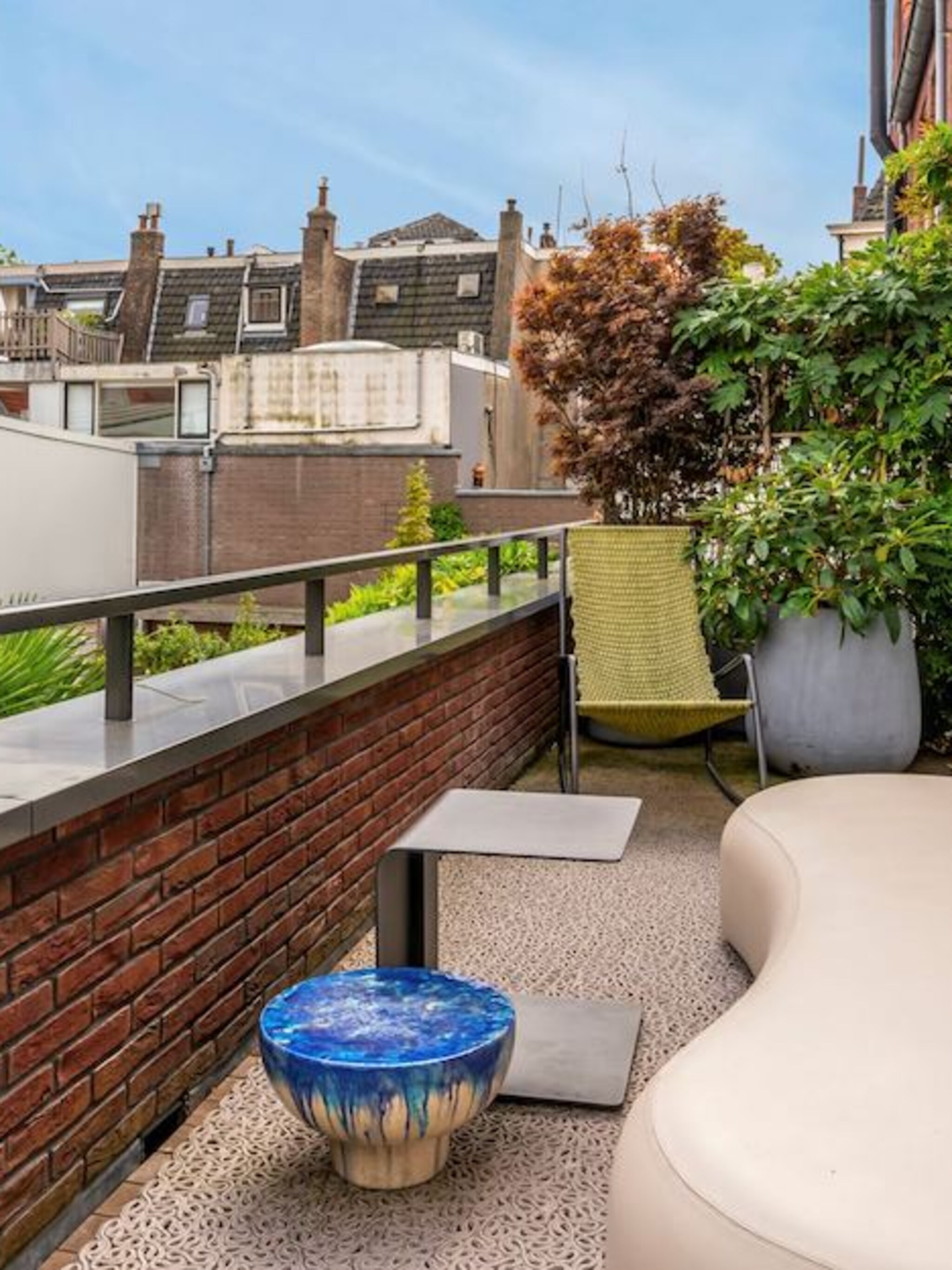 een glazen trap dit chique herenhuis in leiden moet je zien