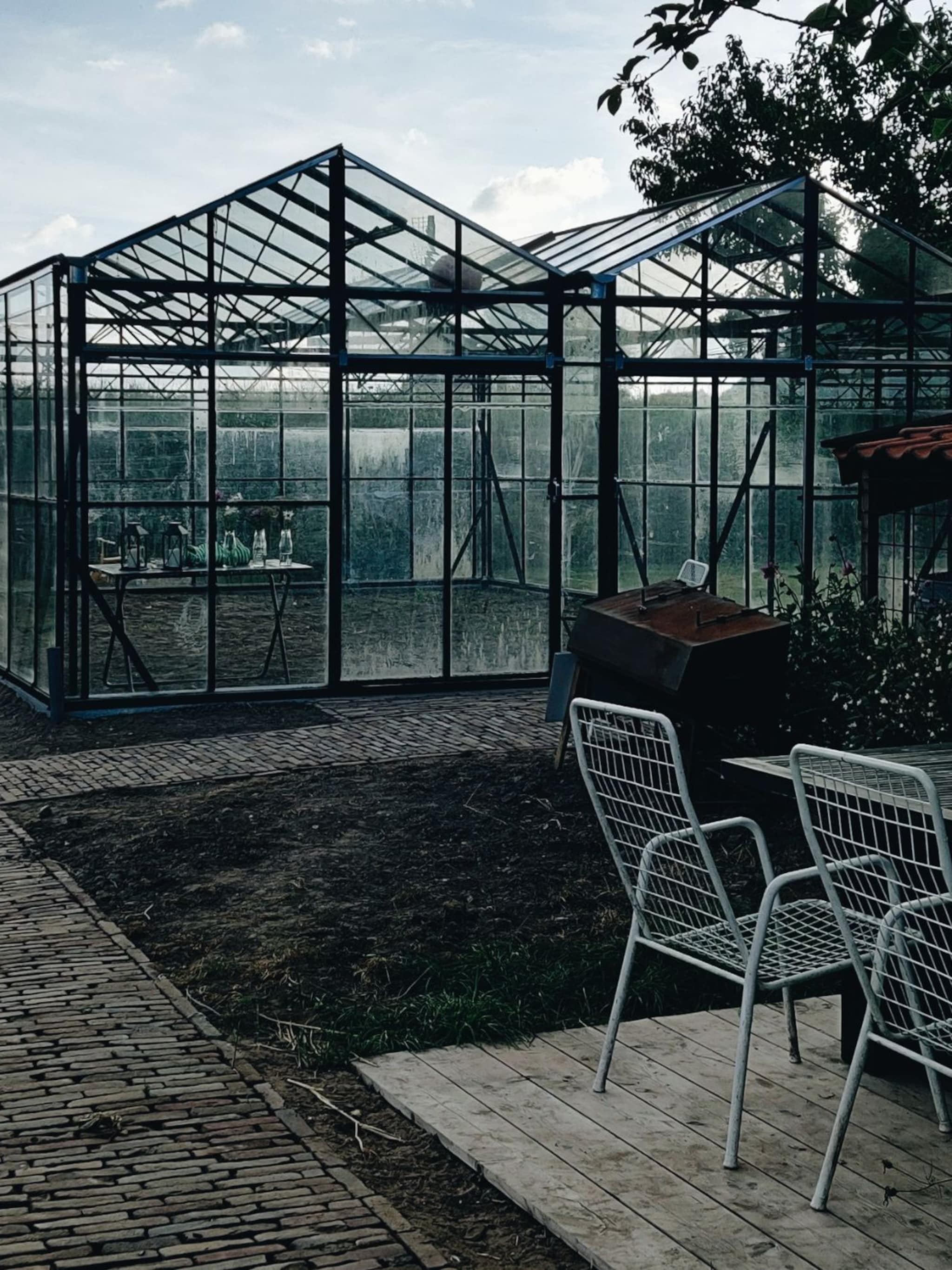 vivian en mark de tuin heeft het zwaar door de droogte