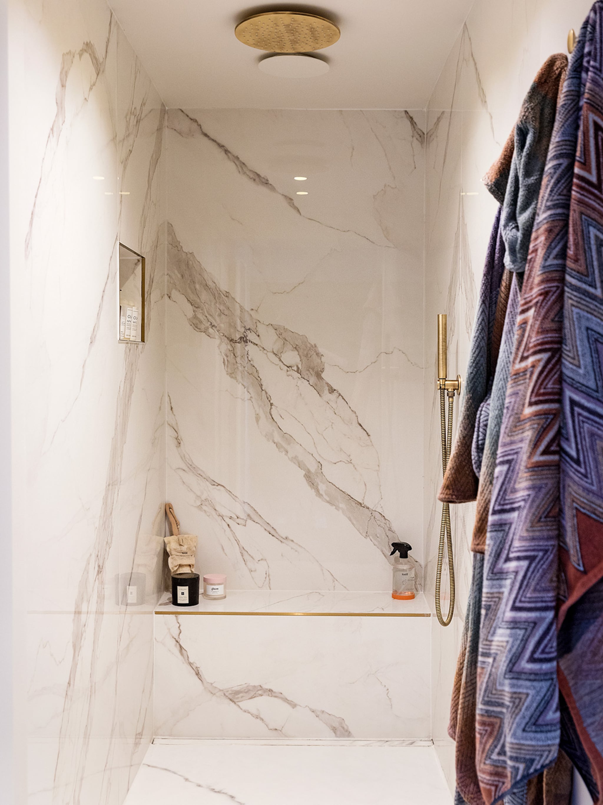 ga voor ultieme luxe met een marmeren badkamer