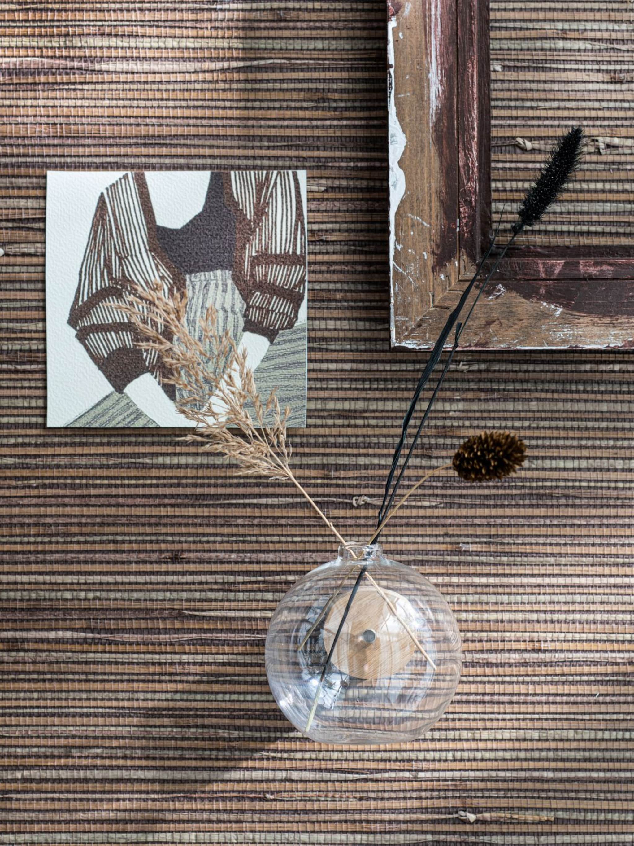 do it yourself bloemen aan de muur met deze magneetvaas