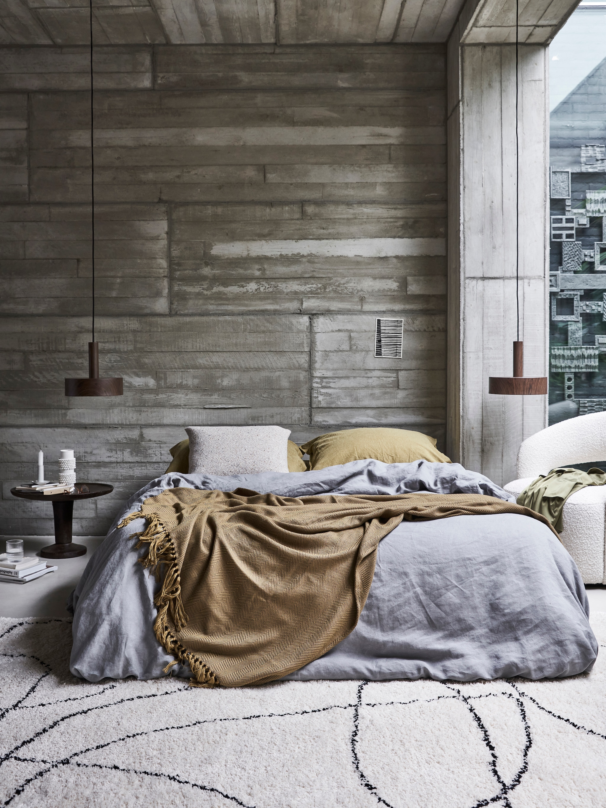 de hanglamp in de slaapkamer is here to stay zo haal je er het beste uit