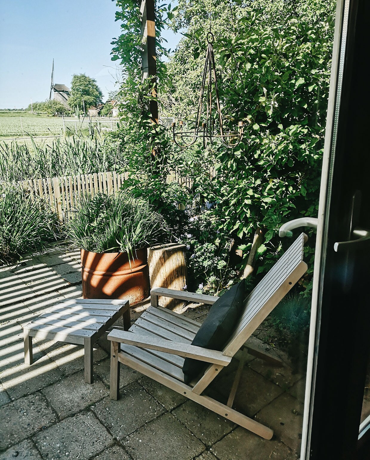 beeld vtwonen NEE | vtwonen TUIN special 5 | styling en fotografie Vivian Hoebe | tekst Mirjam Rosema-Verhulst