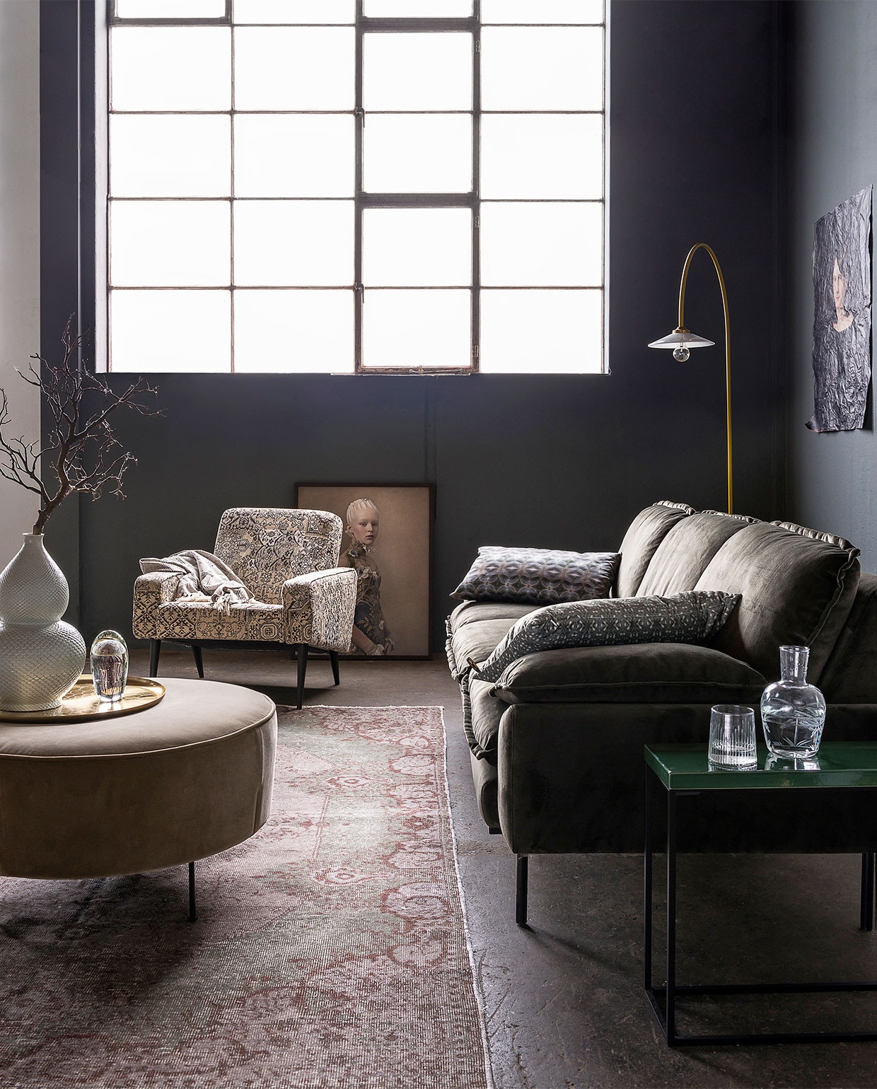 woonkamer zwart en goud JA | vtwonen 13-2017 | styling Marianne Luning | fotografie Stan Koolen