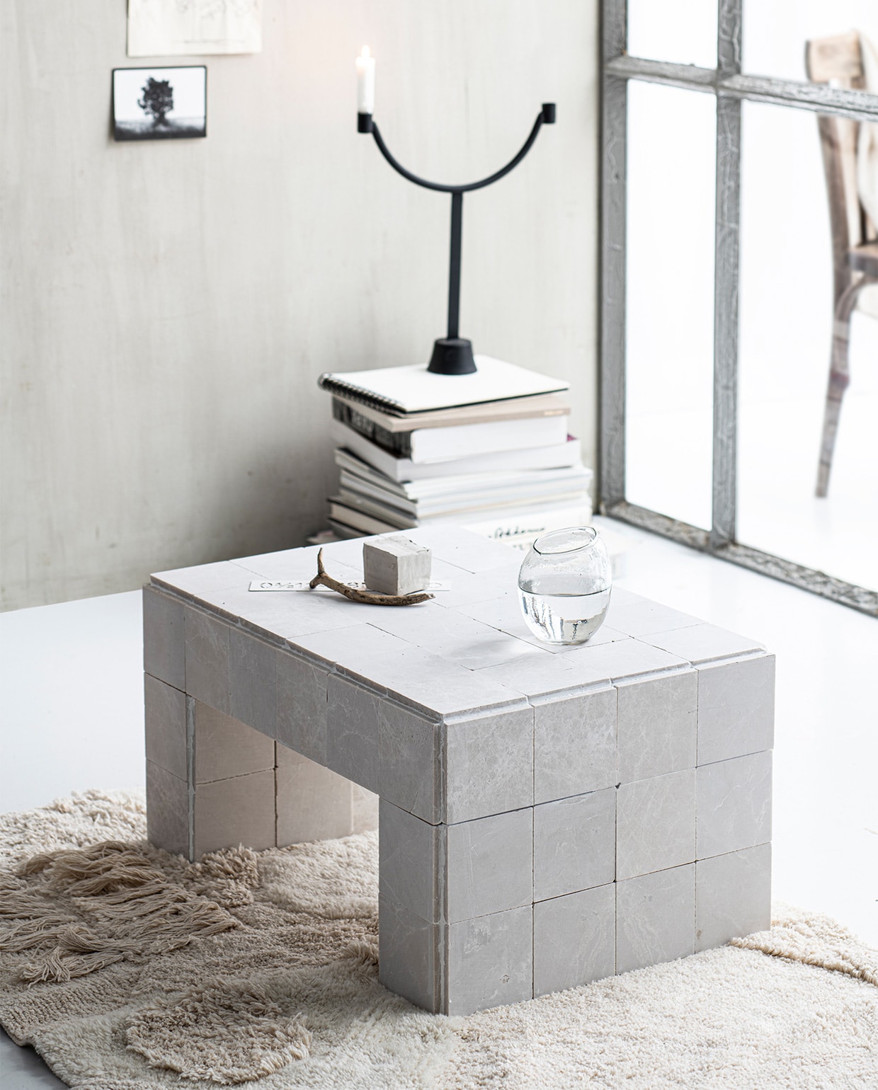 Salontafel uit JA | vtwonen 03-2020 | styling Myla Griese | fotografie Louis Lemaire