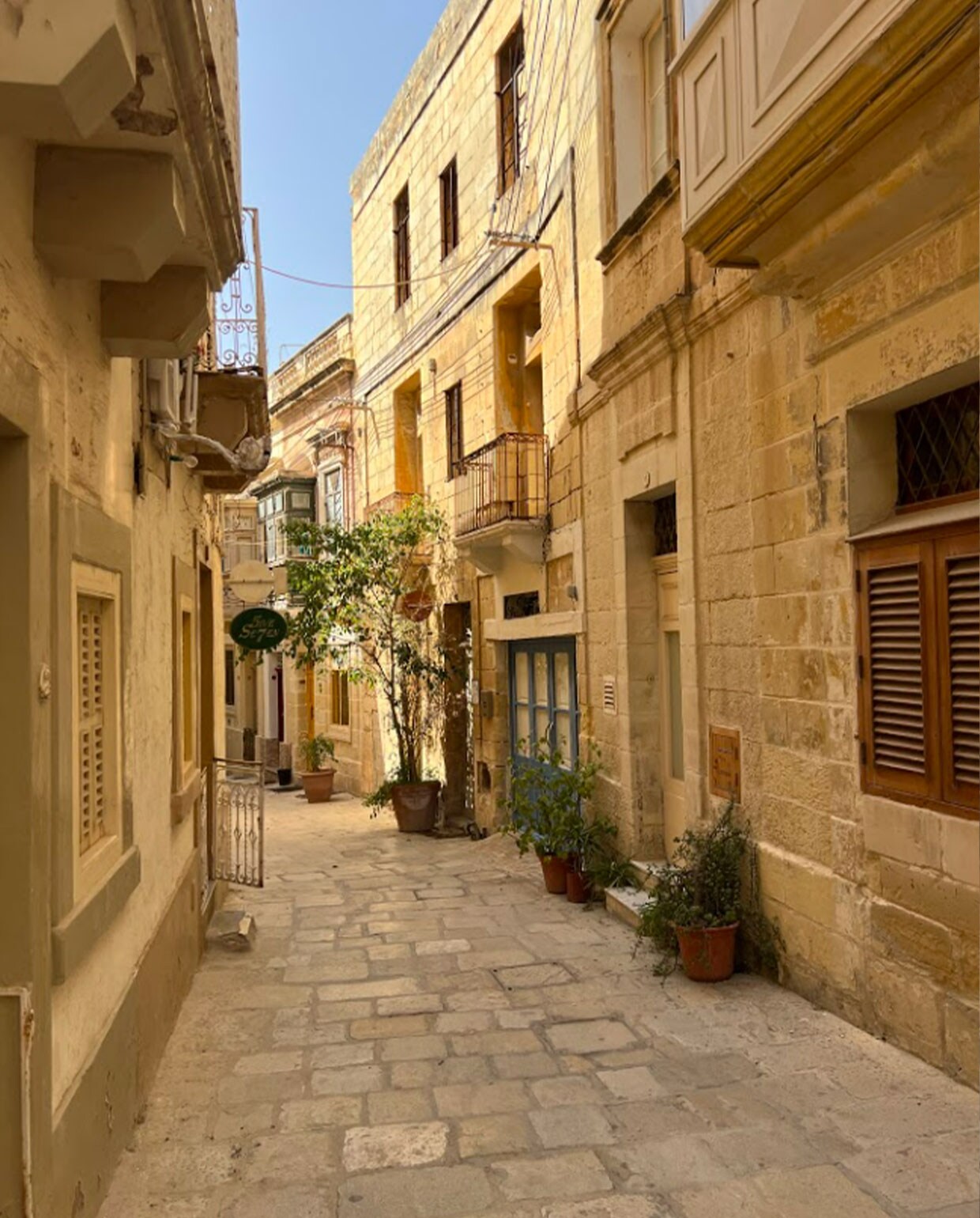 Birgu NEE | Adeline Mans