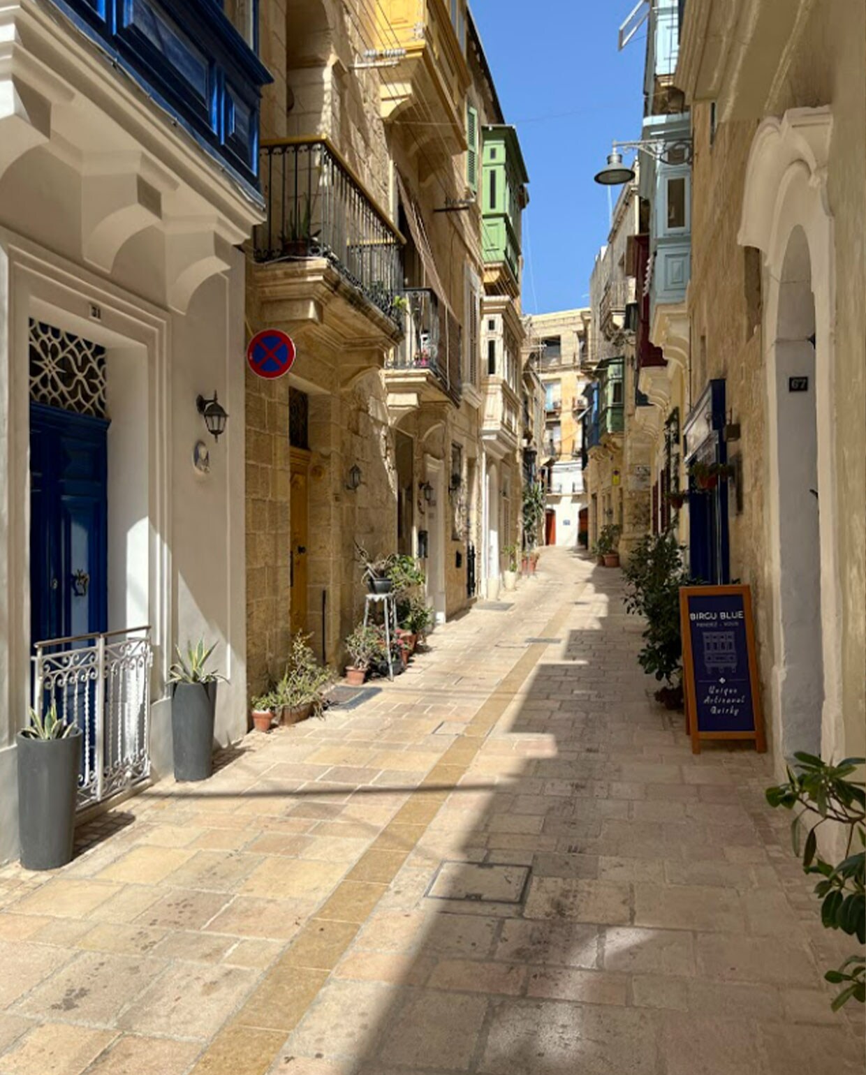 Birgu NEE | Adeline Mans