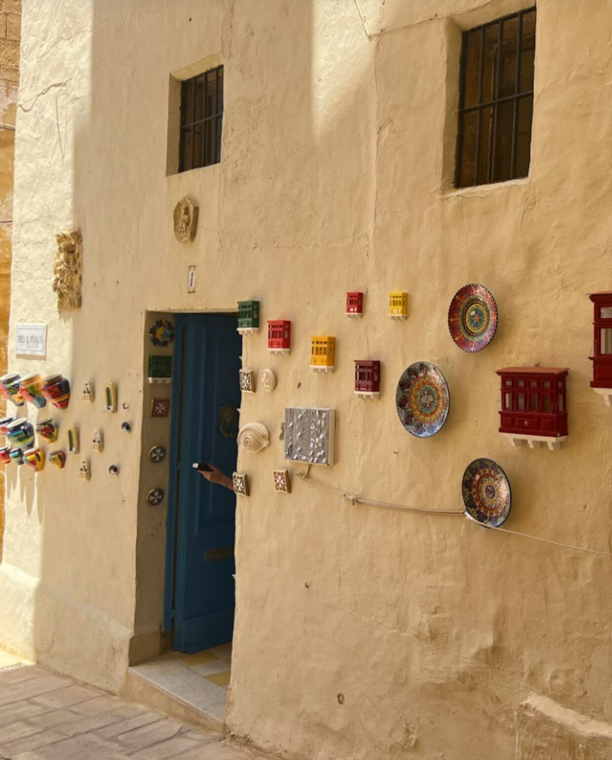 Gozo NEE | Adeline Mans