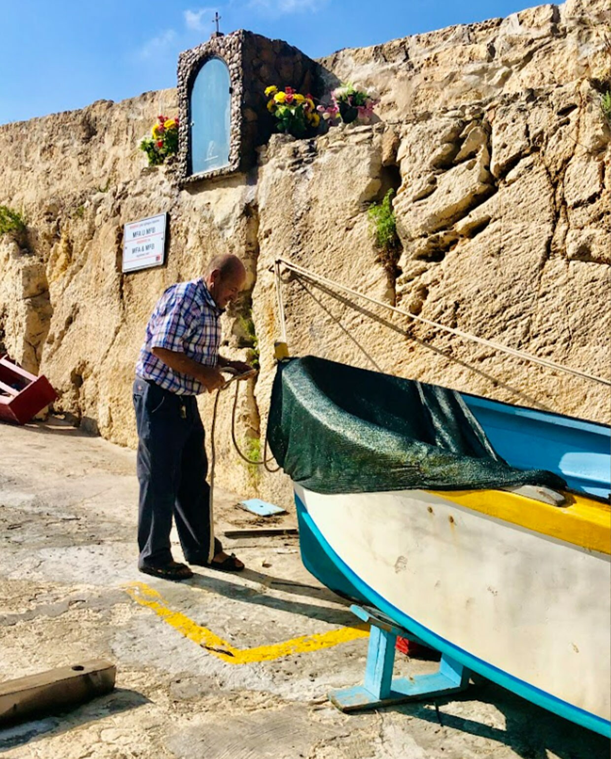 Blue Grotto NEE | Adeline Mans