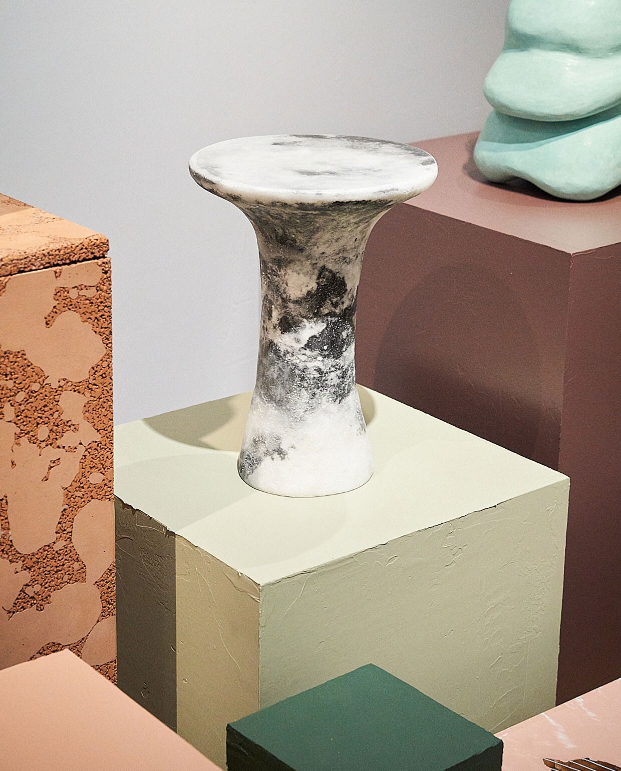 Roxane Lahidji, Marbled Salts Coffee Table Foto: Tomek Dersu Aaron