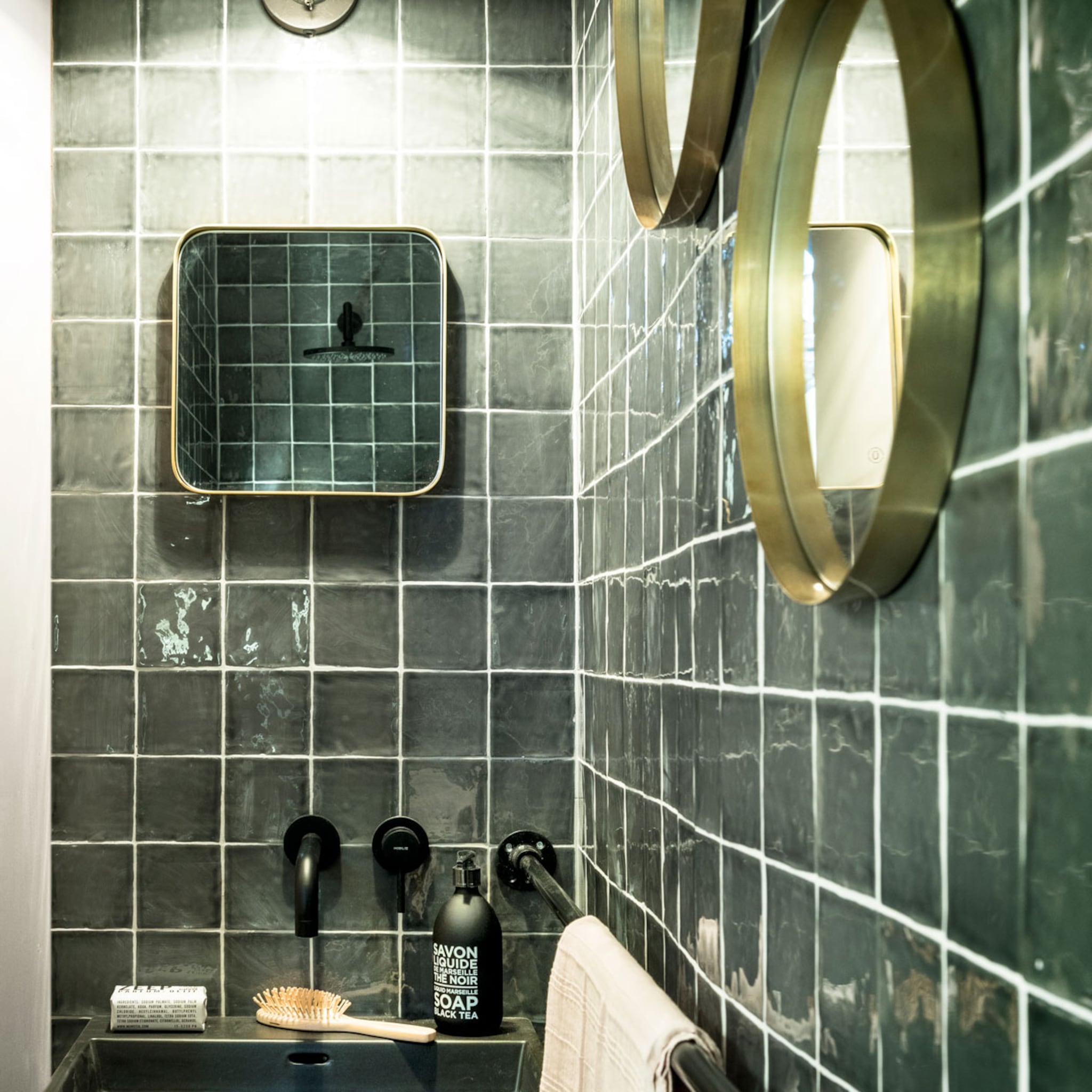 kit verwijderen vervangen badkamer
