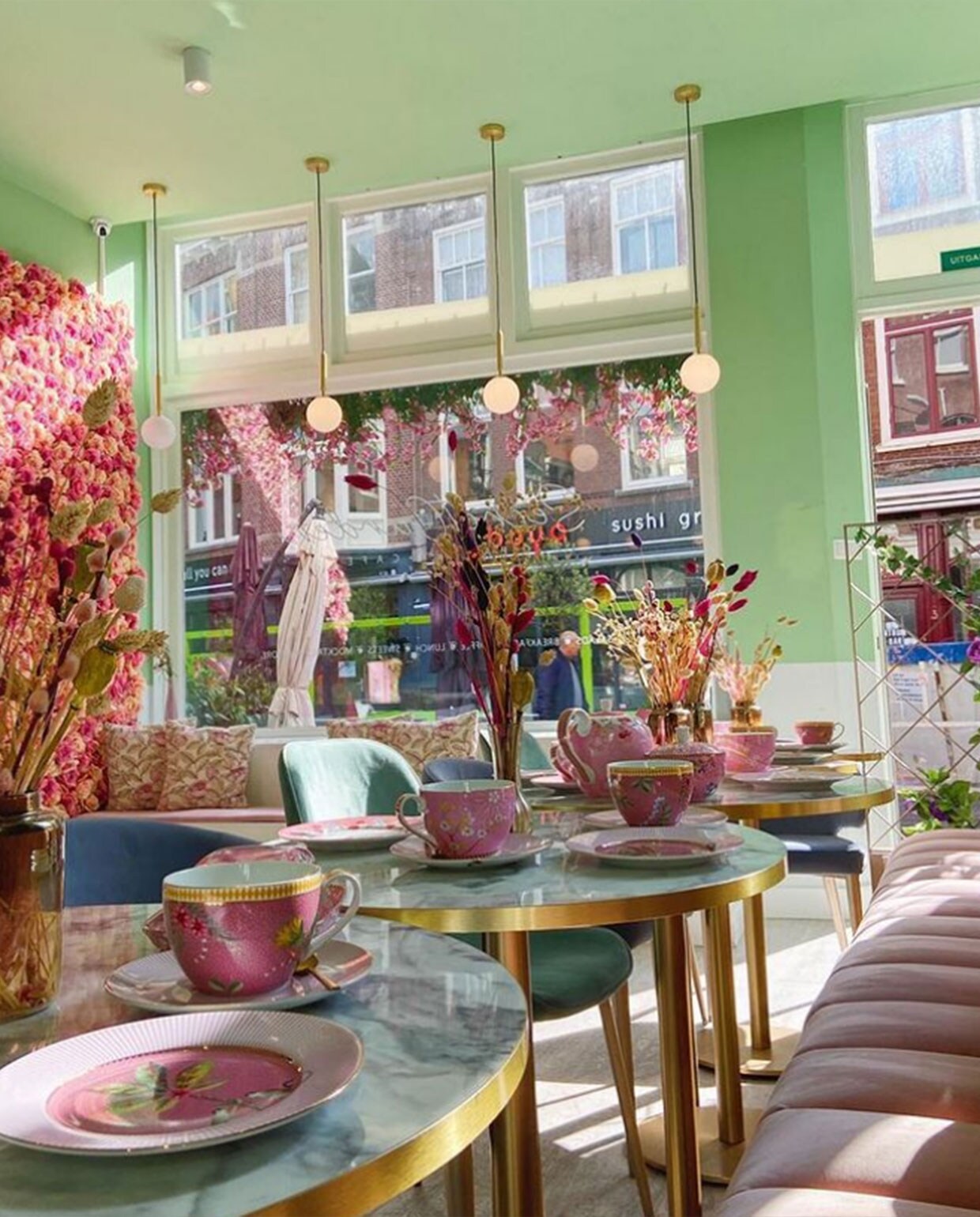 Secret Garden Bakery Café. Hotspot Den Haag, Secret Garden Bakery Café