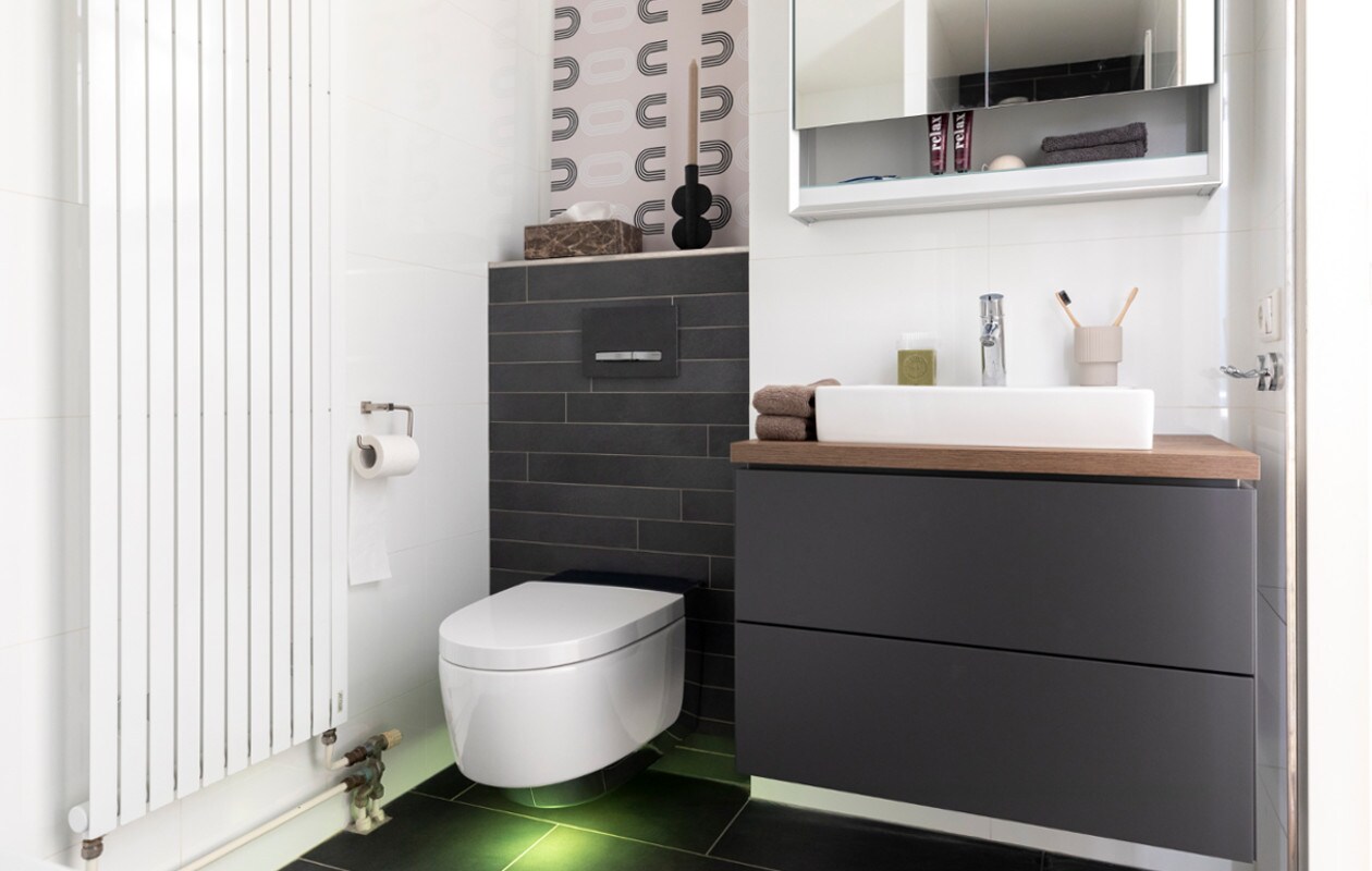 beeld vtwonen geberit toilet met licht