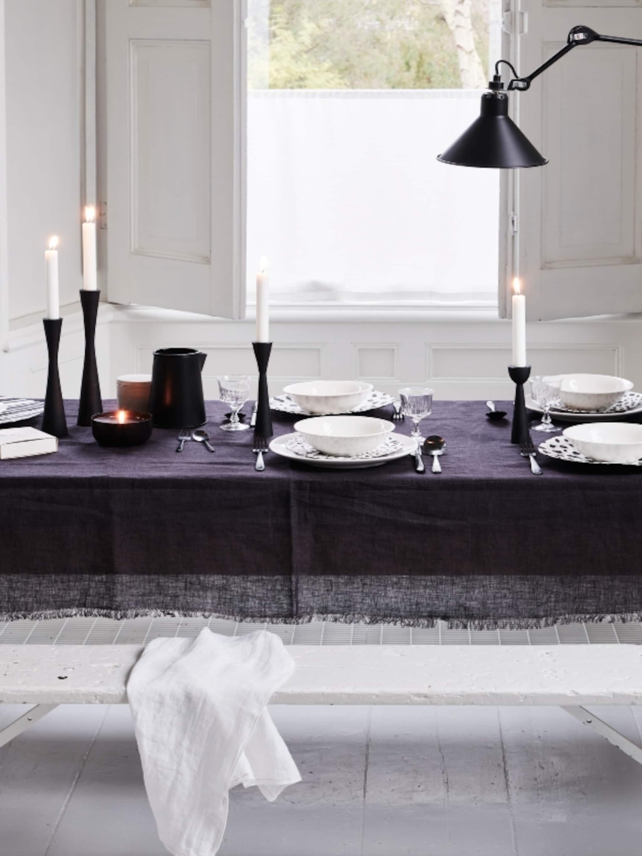zo stijl je de mooiste kandelaars op de eettafel tijdens een diner