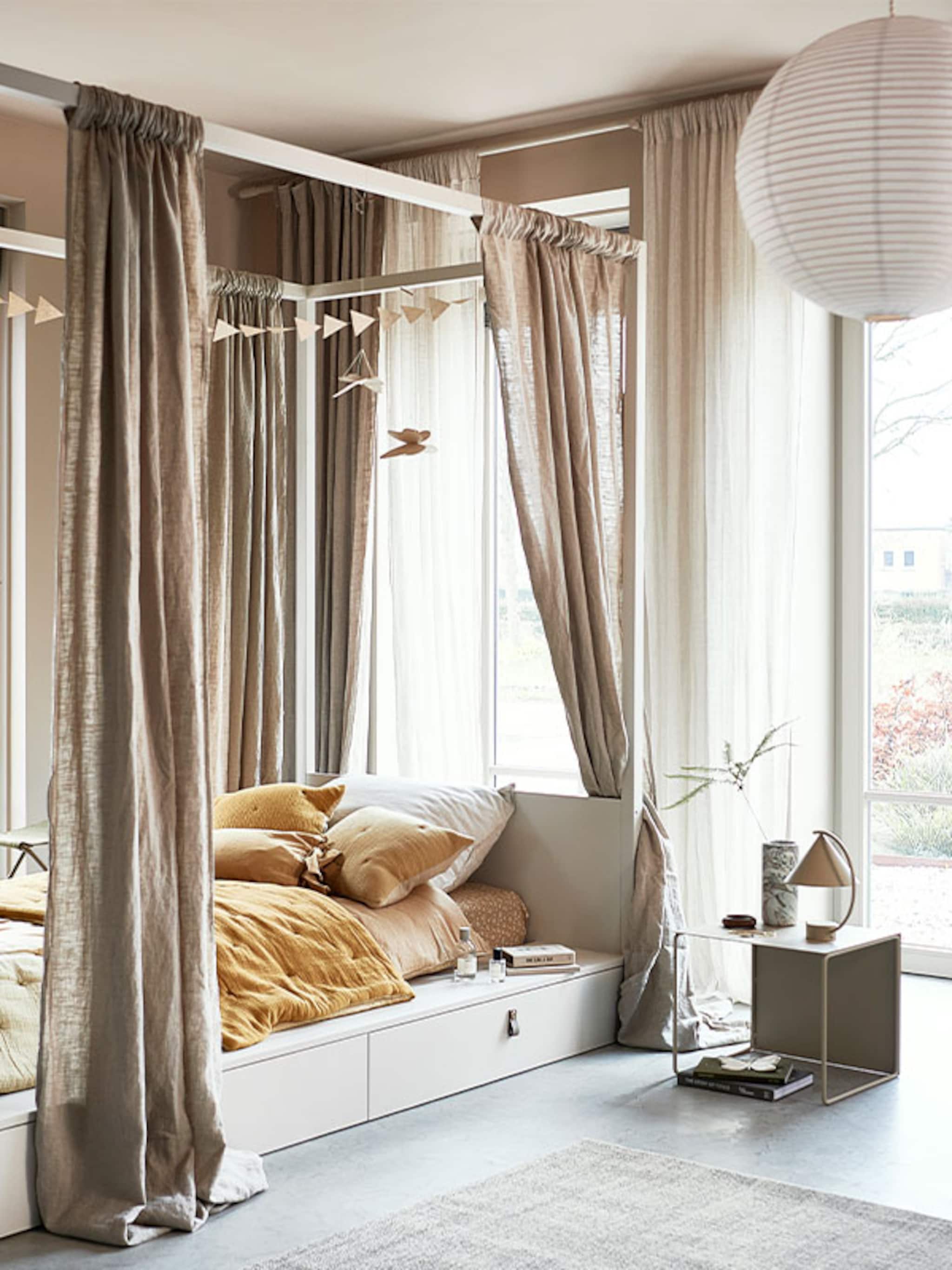 diy houten hemelbed met opbergruimte