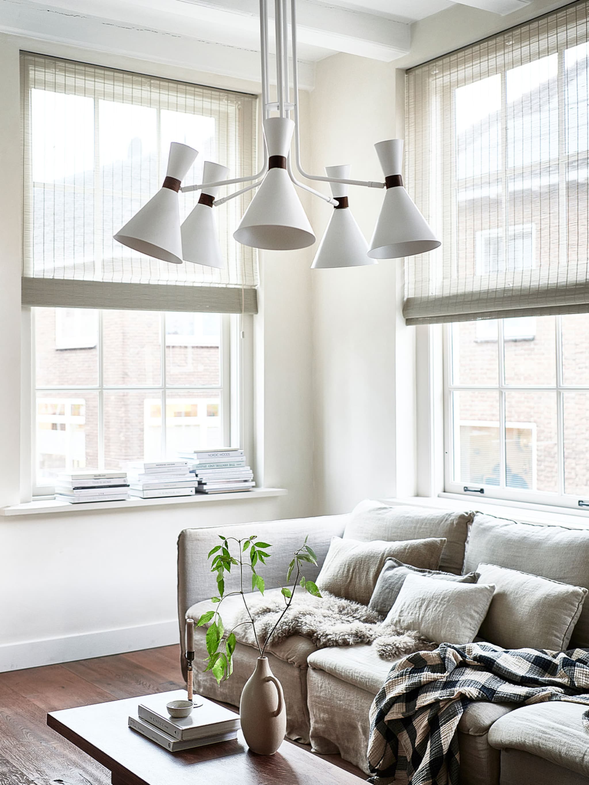 stoer en elegant ontdek de nieuwe vtwonen collectie lampen