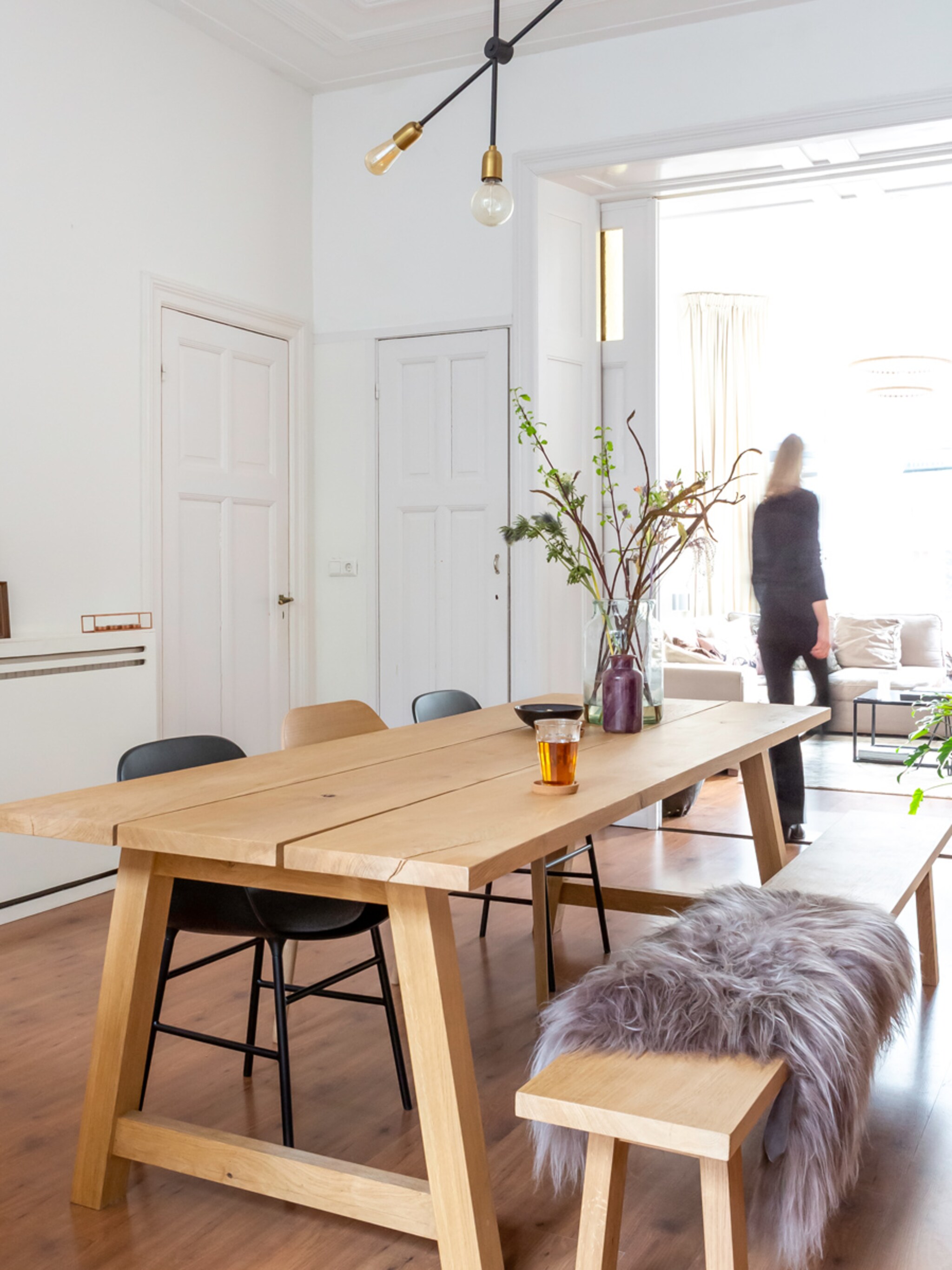 binnenkijken in een open keuken met bistro look in arnhem