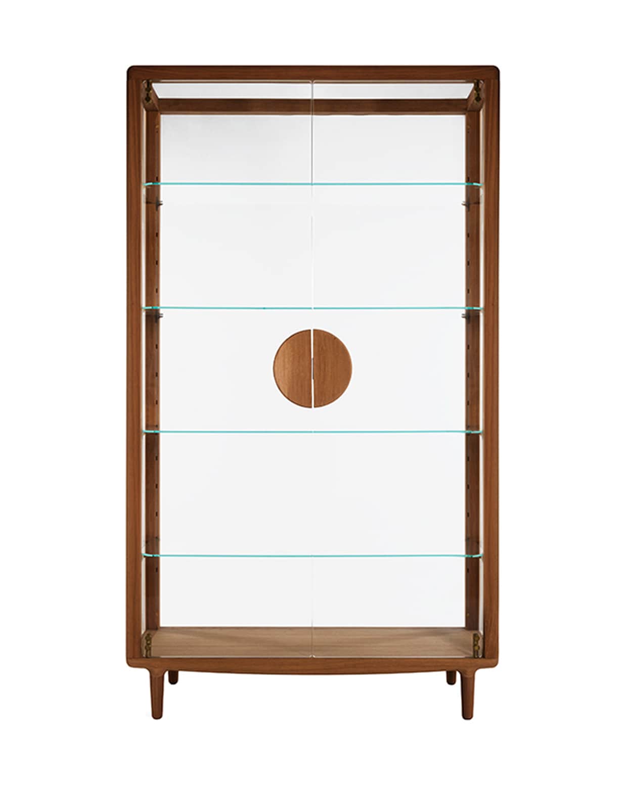 Vitrinekast Falmer, uitgevoerd in eiken. Design: Sjoerd Vroonland &amp; Casper Vissers