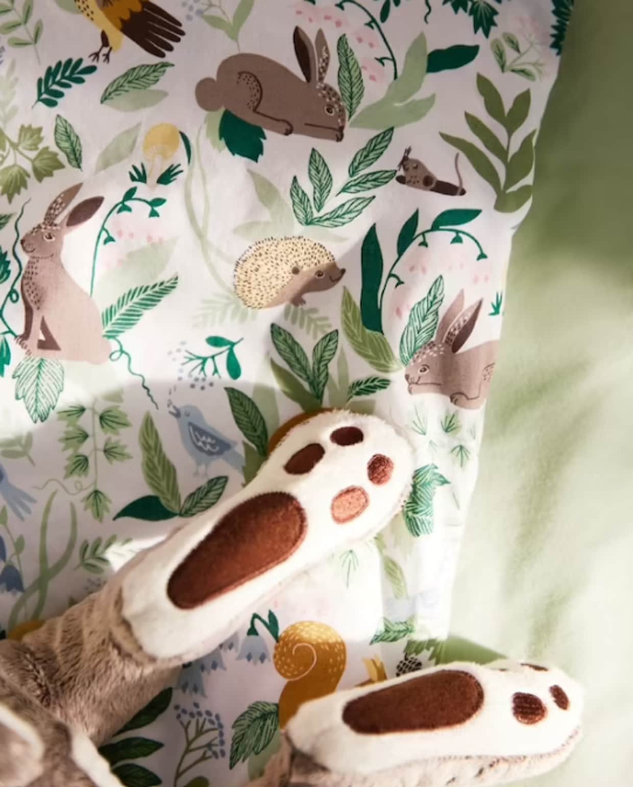 TROLLDOM 3-piece bedlinenset for cot €11.99 Beeld: IKEA
