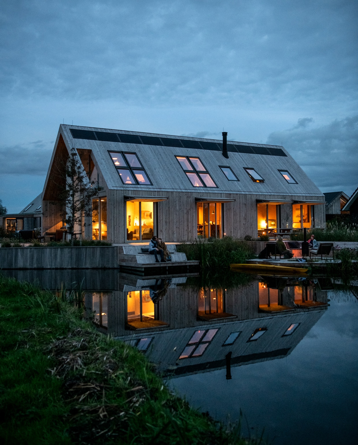 Wat? Zo gunstig is een hittegolf dus niet voor je zonnepanelen vtwonen 2021-11 | styling Esther Jostmeijer | productie Insidehomepage | fotografie Louis Lemaire