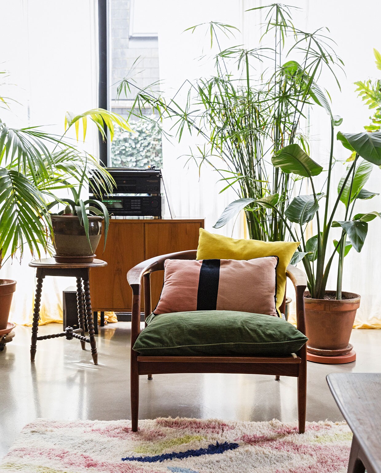beeld vtwonen vtwonen 09-2021 | fotografie Dana van Leeuwen | styling Ilona Jongepier | tekst Cathelijne van Wingerden