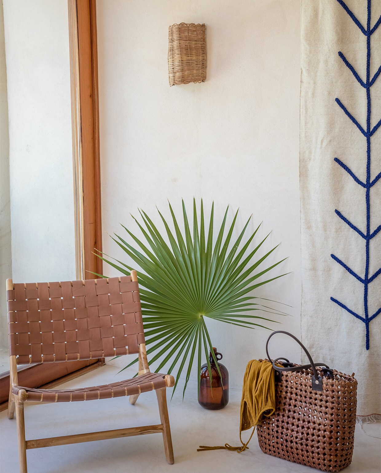 Strandtas Lalla Marrakech. vtwonen special zomerhuizen 07-2021 | productie &amp; tekst Anne-Catherine Scoffonifotografie Cécile Perrinet-Lhermitte tekstbewerking Eveline Stoel