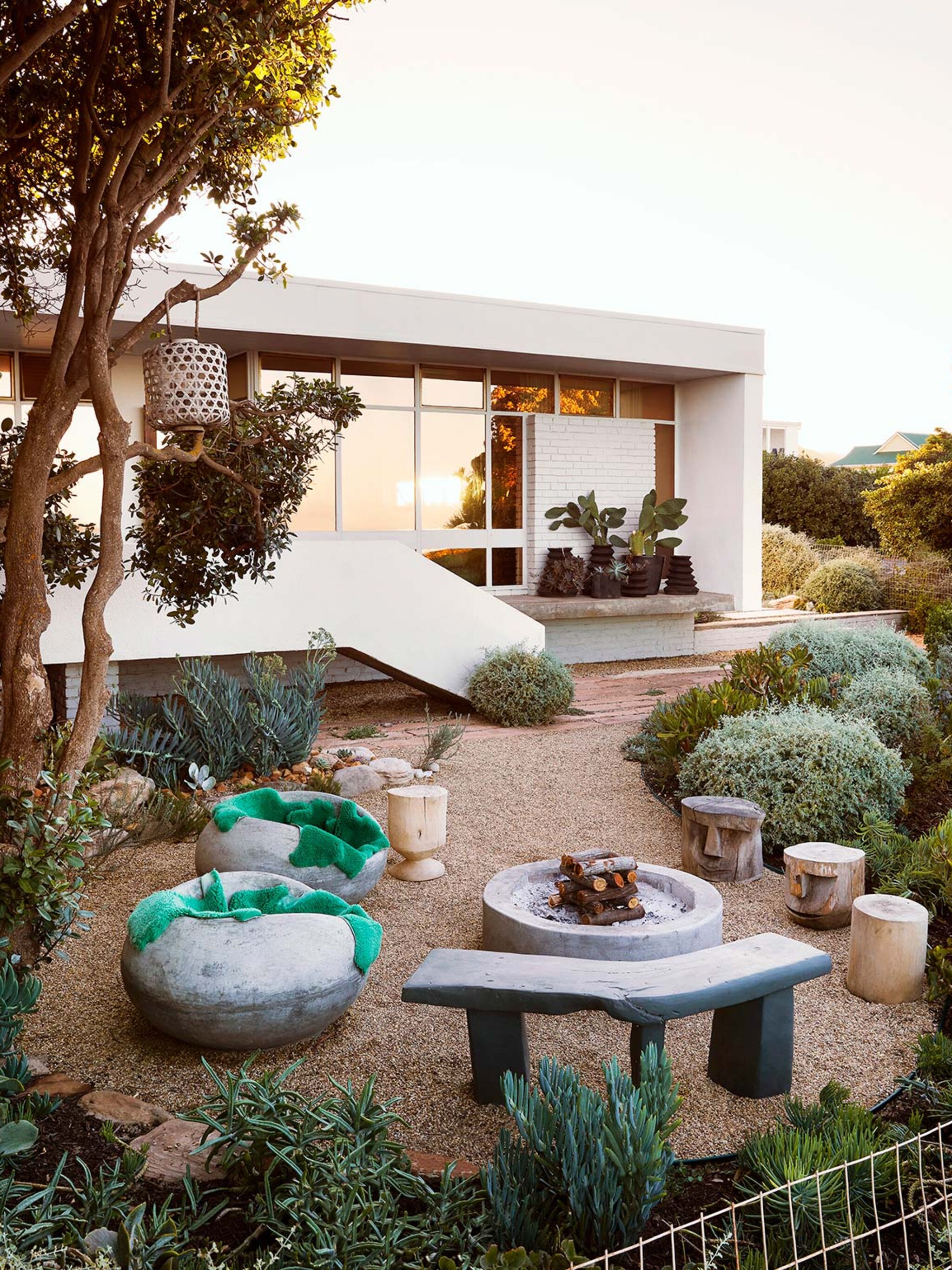 binnenkijken in een 70 s bungalow in kaapstad