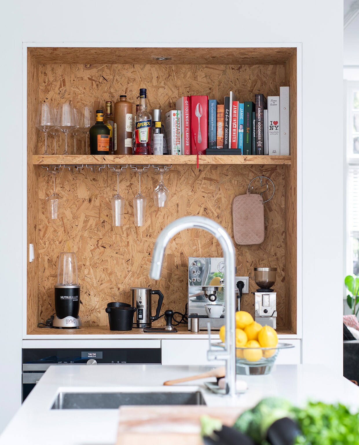 beeld vtwonen vtwonen 02-2021 | Productie Insidehomepage | Styling Esther Jostmeijer | Fotografie Louis Lemaire