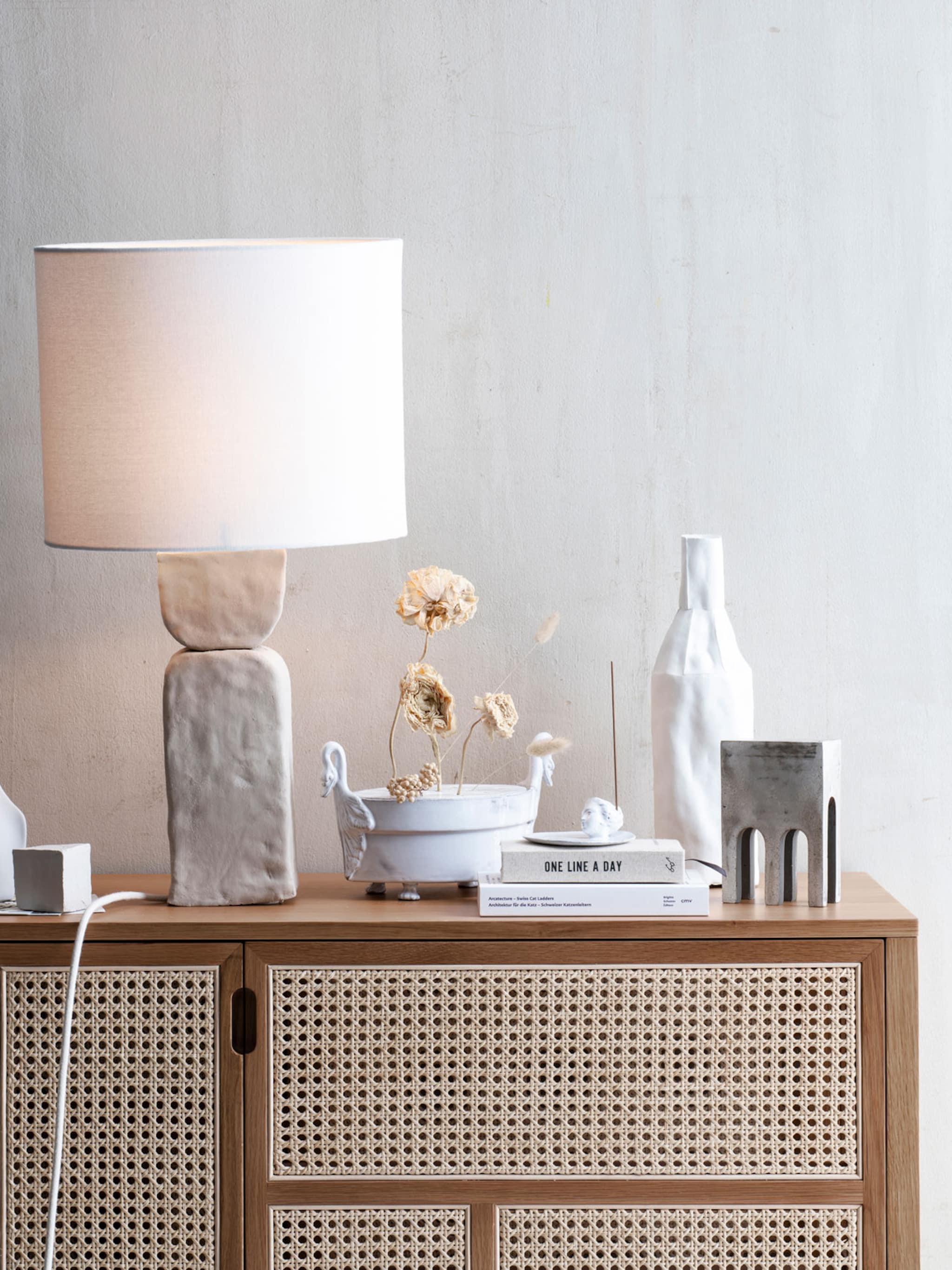 spot on zo kun je zelf een lampenkap bekleden of een hele eigen lamp maken