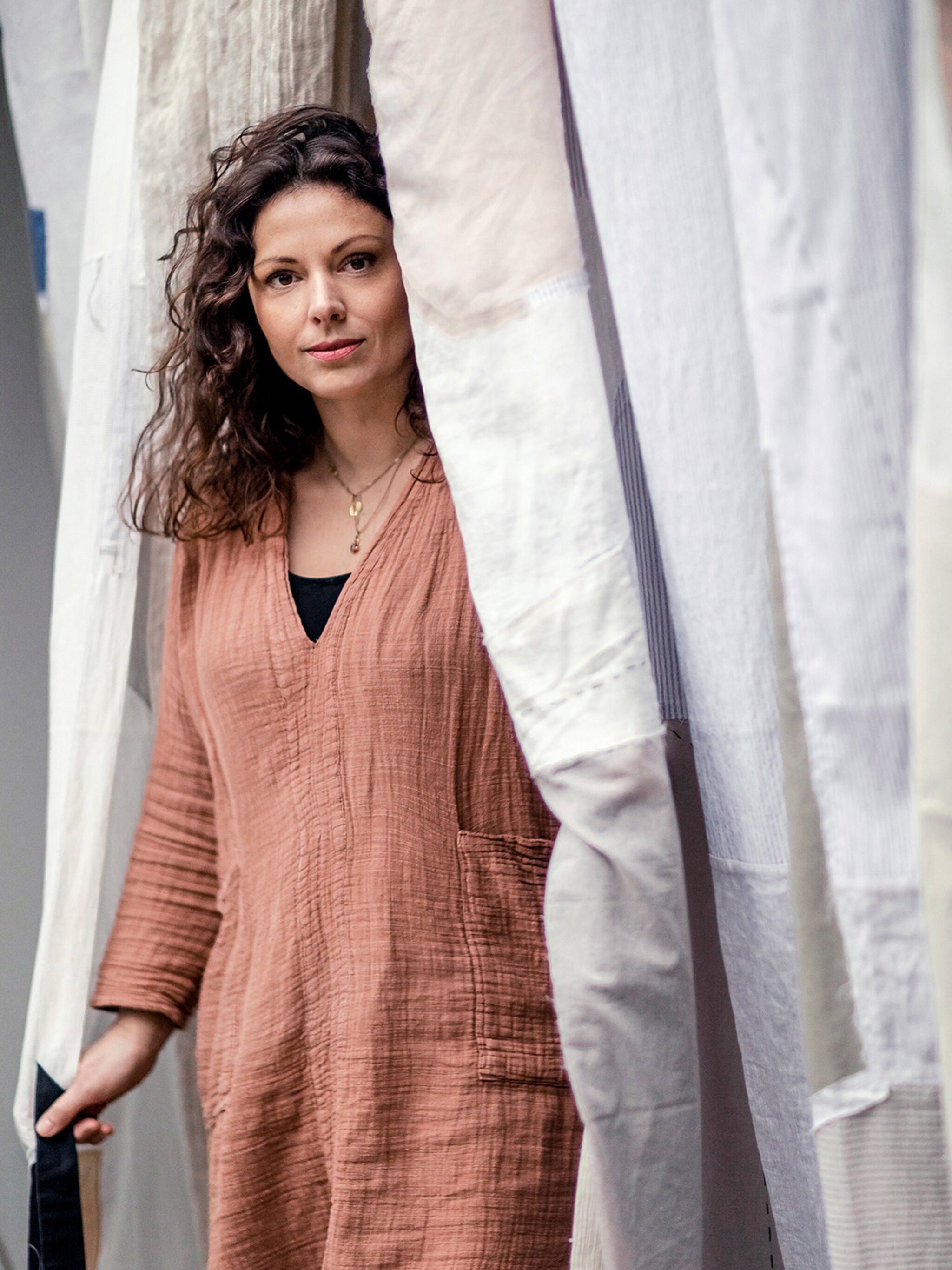 ontdek het ambacht kunst van textiel en aardewerk