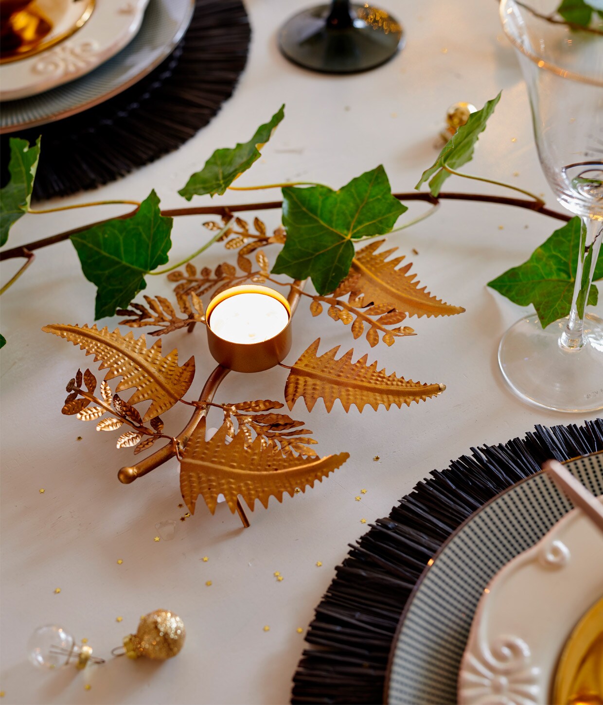 beeld vtwonen vtwonen 12-2020 | Styling Features &amp; More | Productie Wilma Custers | Fotografie Renee Frinking