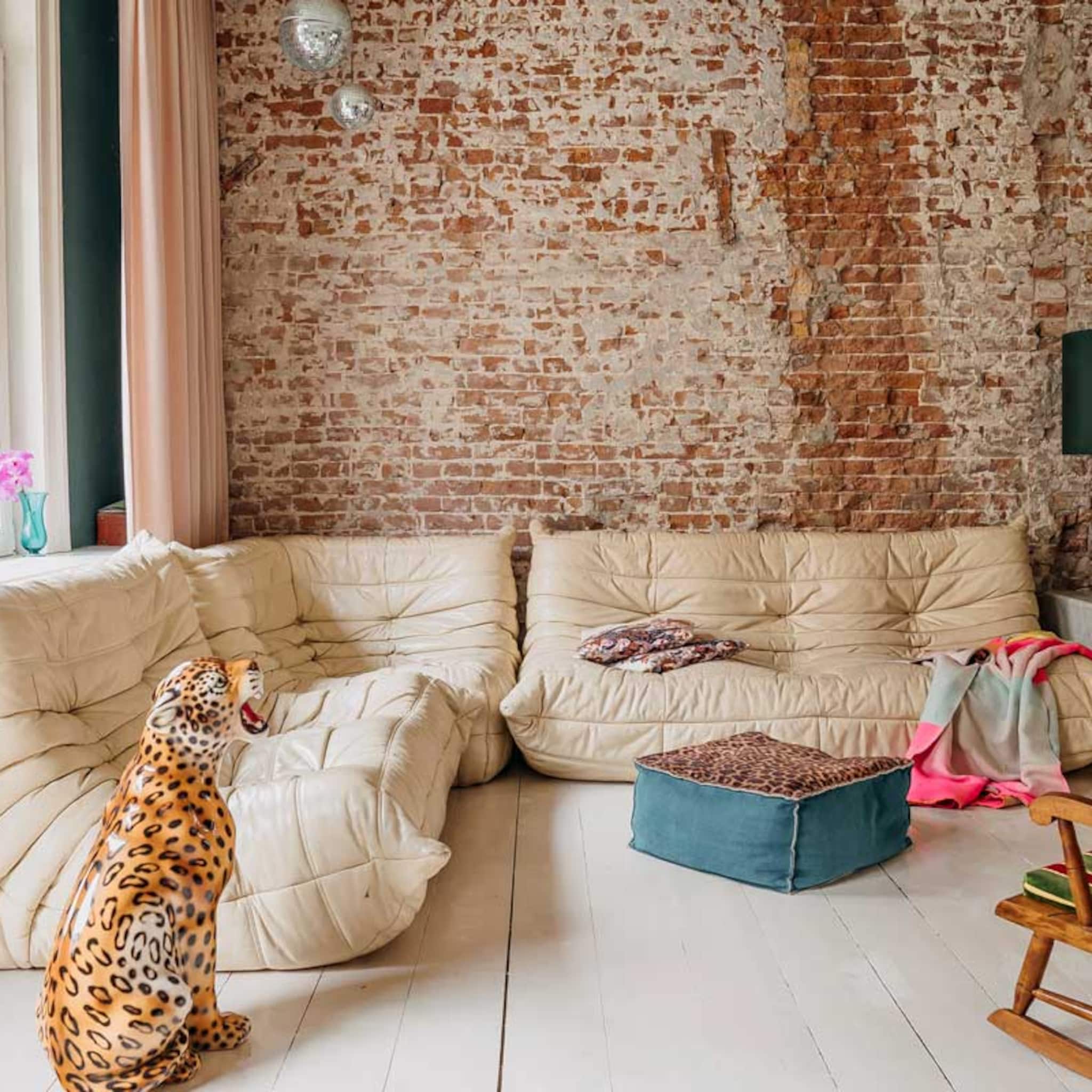 binnenkijken in een bont familiehuis in amsterdam