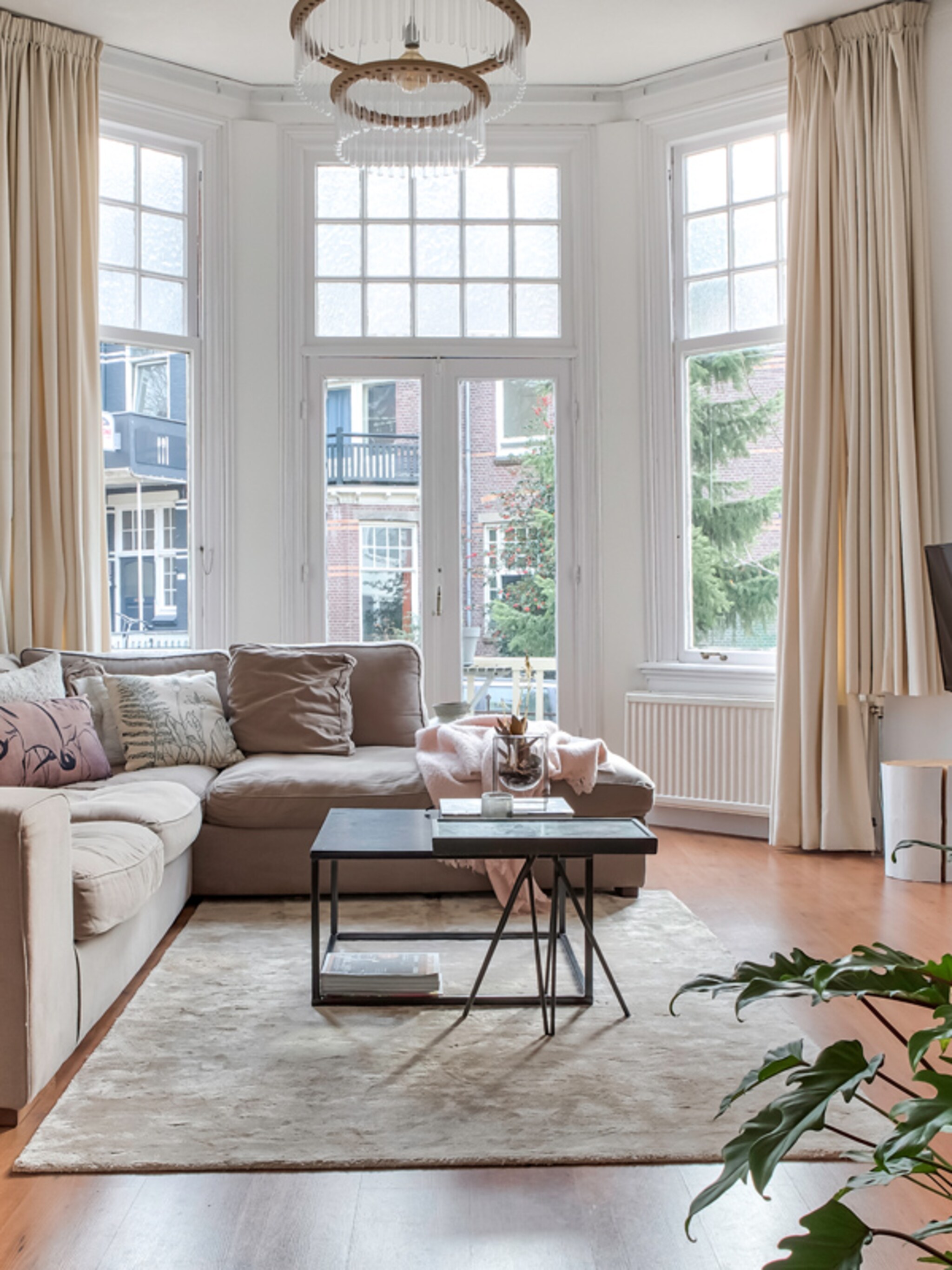 binnenkijken in een statig appartement in arnhem