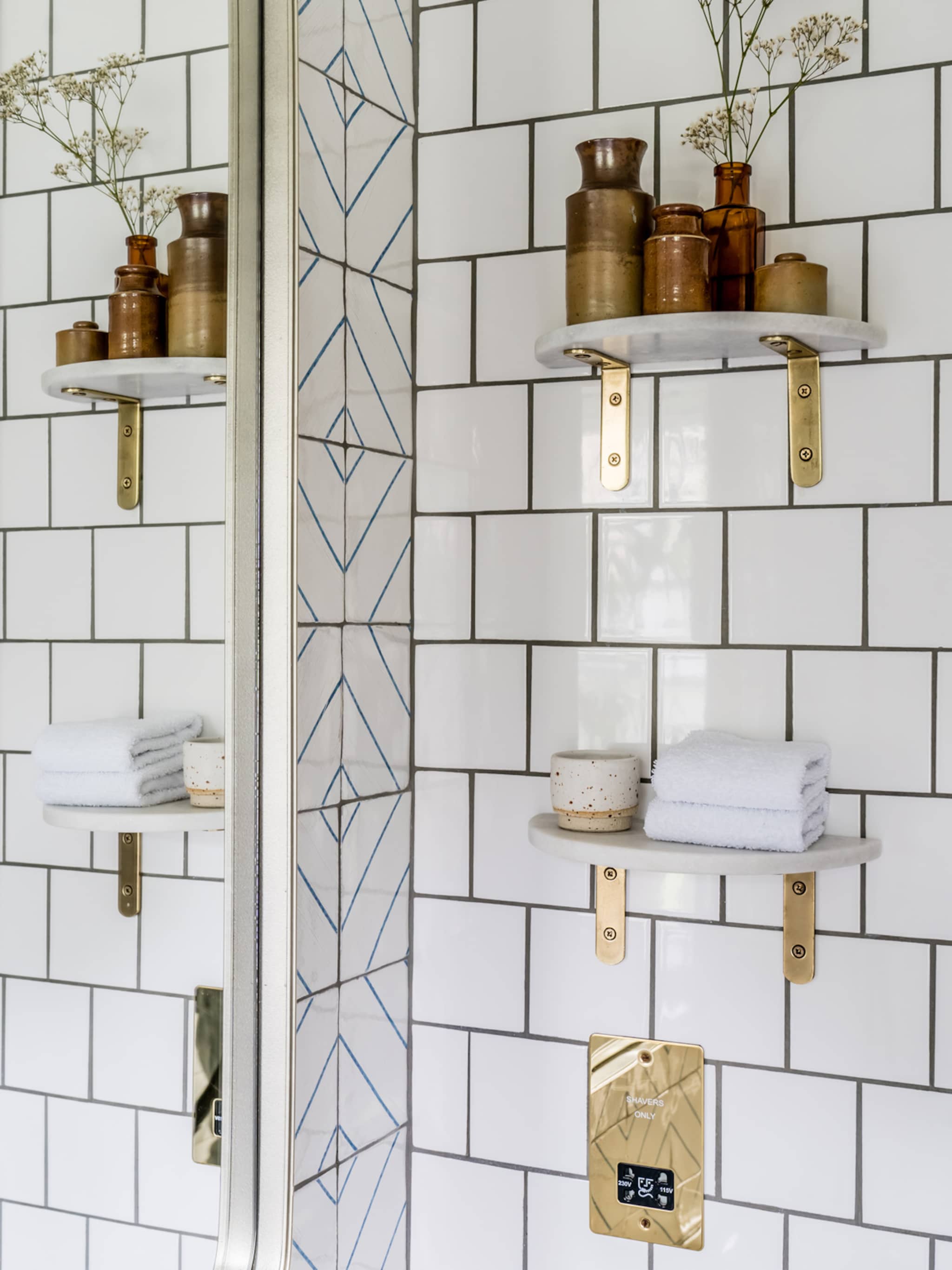 binnenkijken in een victoriaanse badkamer