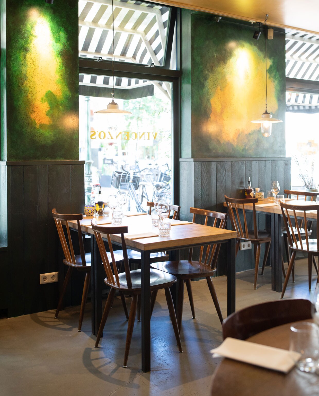 Vincenzos Osteria