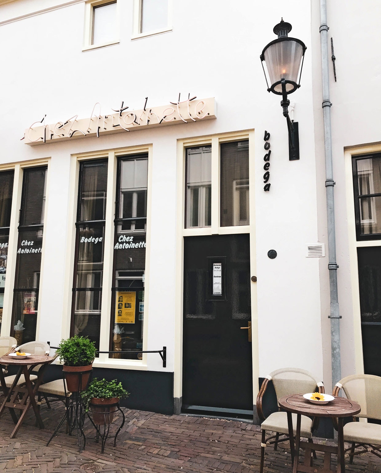 café Chez Antoinette
