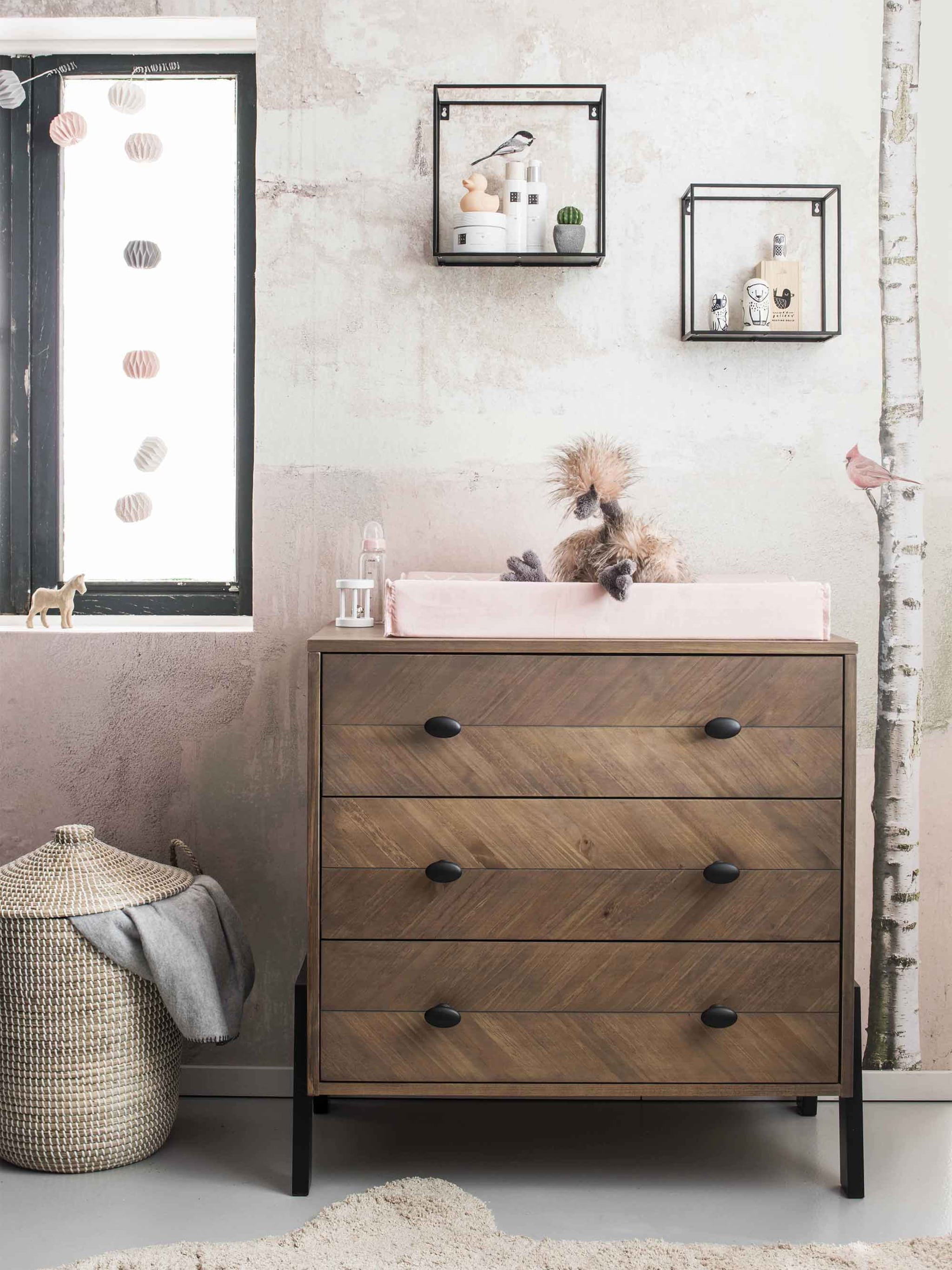 pick of the week commode harper van coming kids