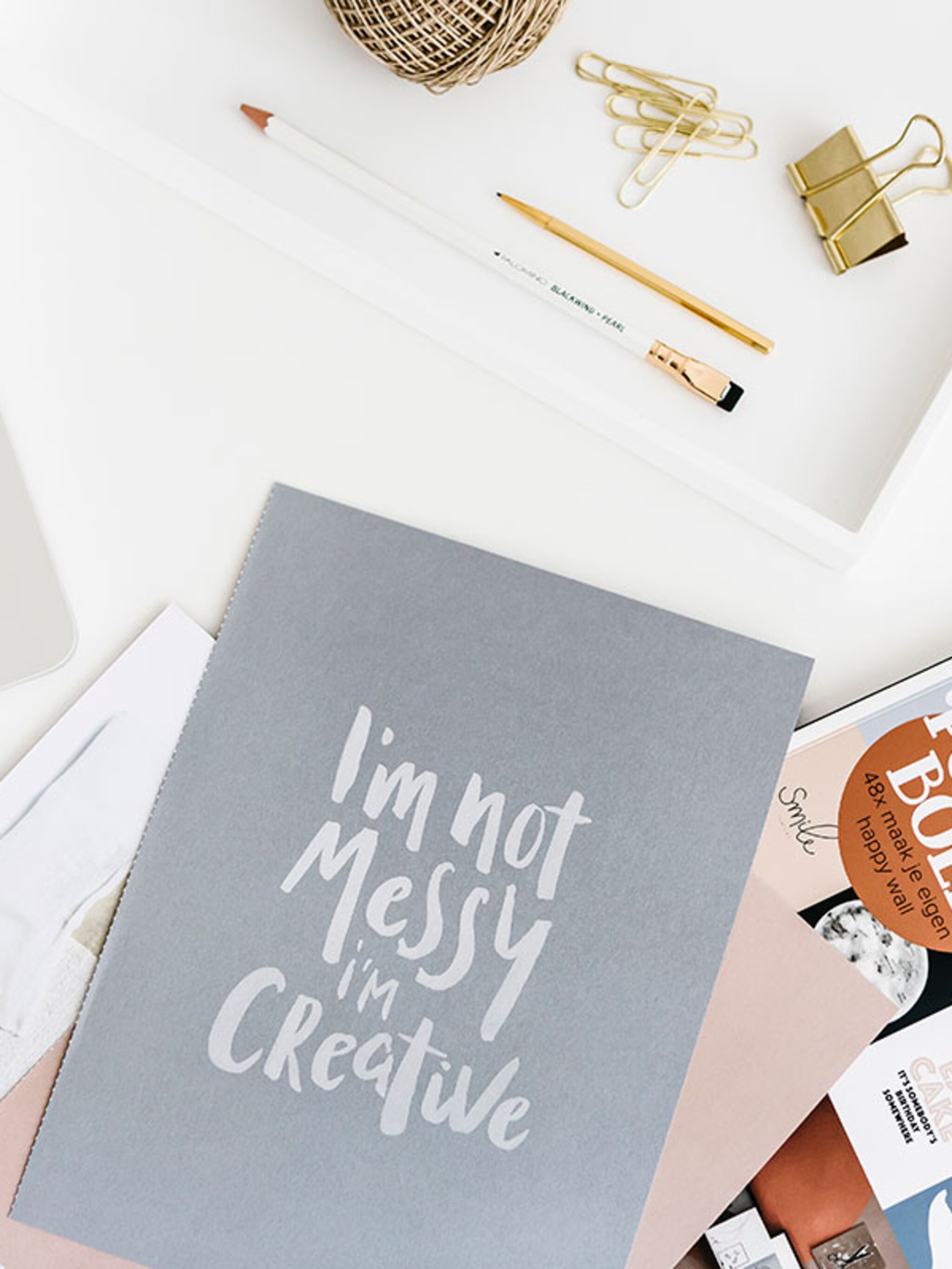 style je werkplek met het vtwonen posterboek