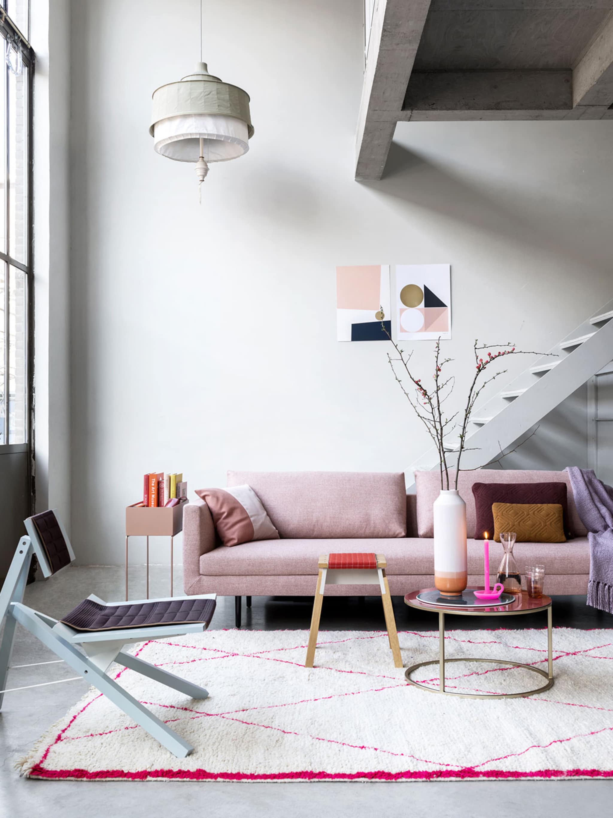 maak een funky statement in huis met deze pastelkleuren