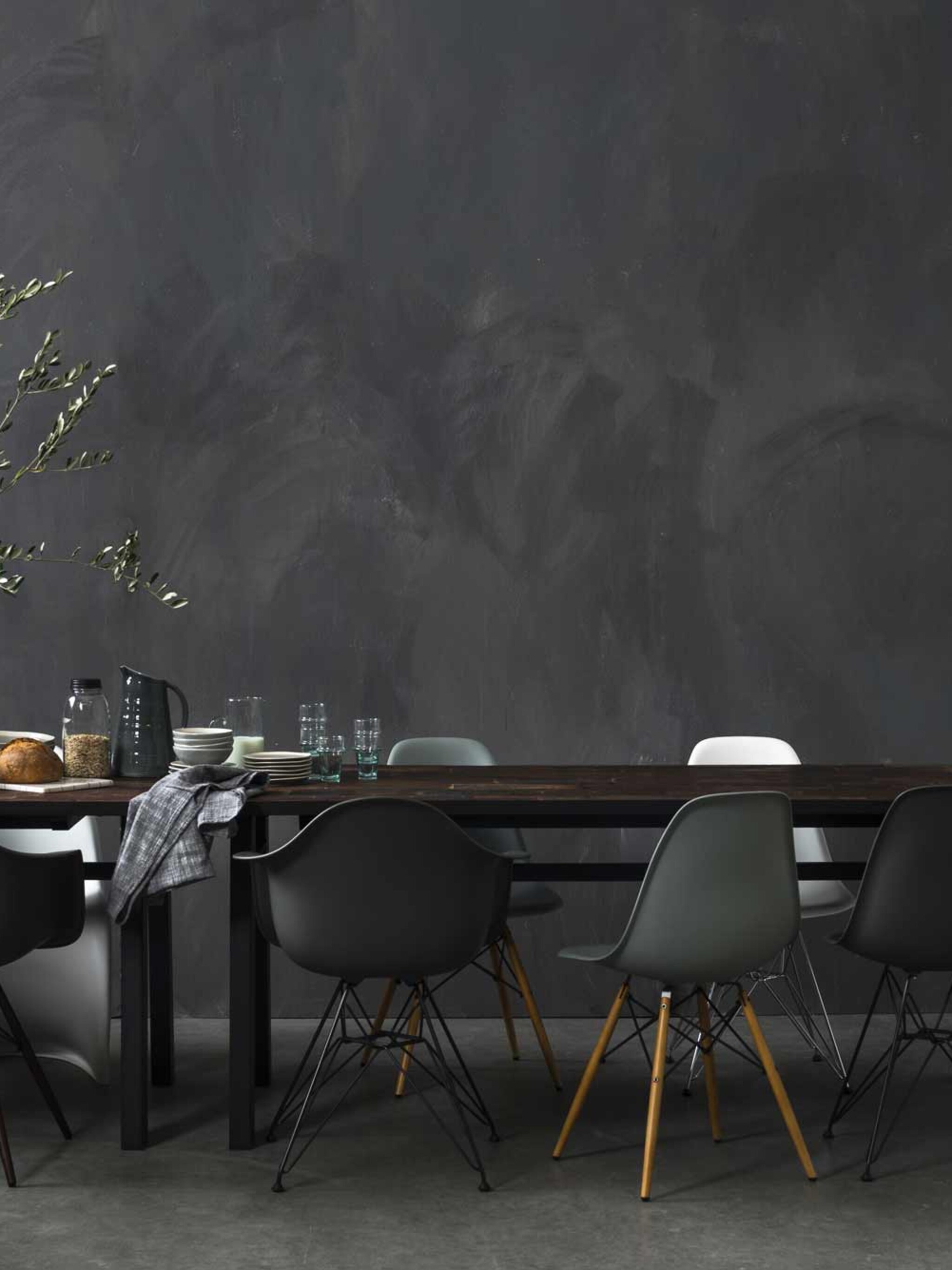 een eeuwig icoon de dsw chair van charles en ray eames