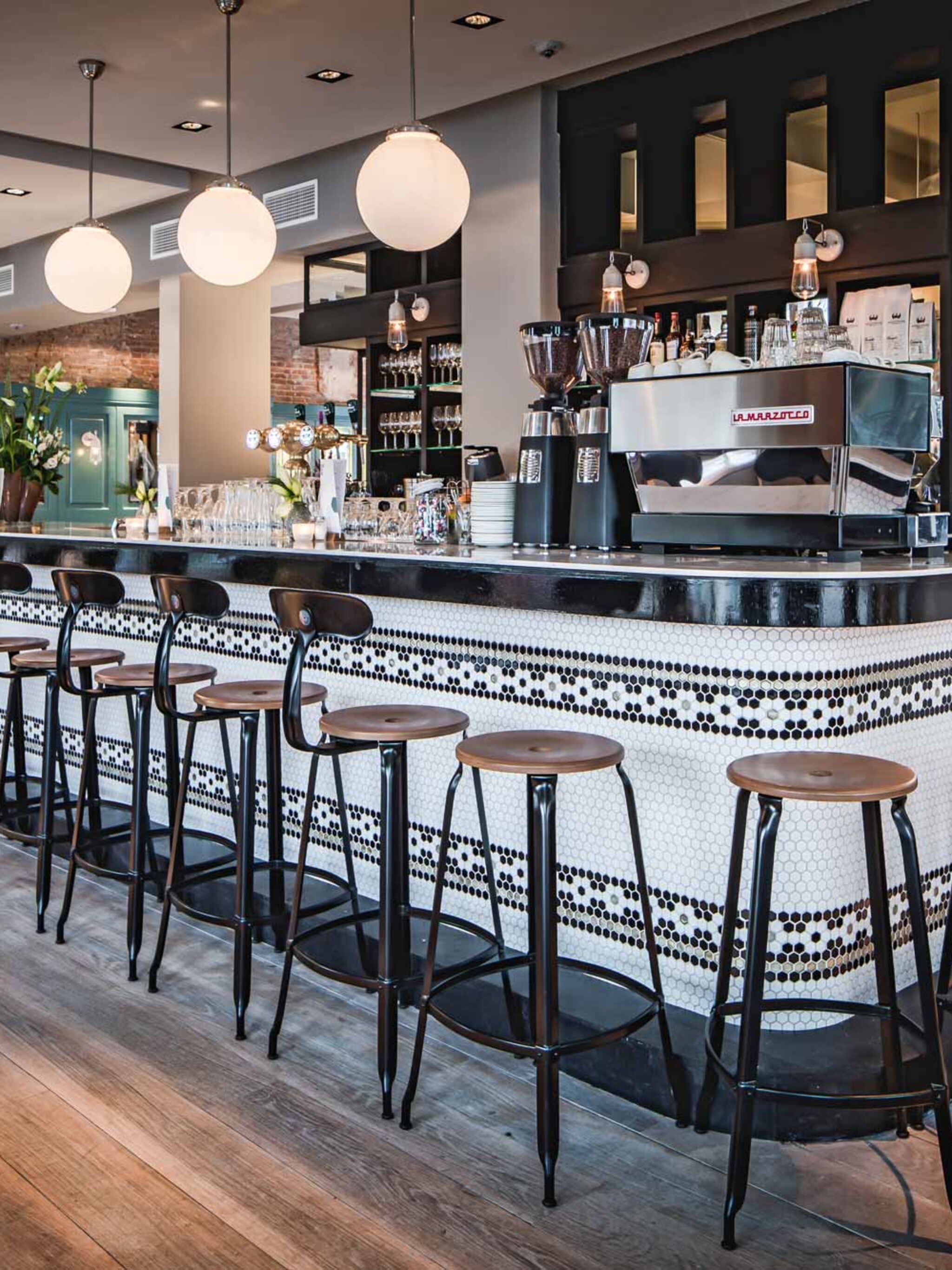 brasserie nieuw noord in rotterdam