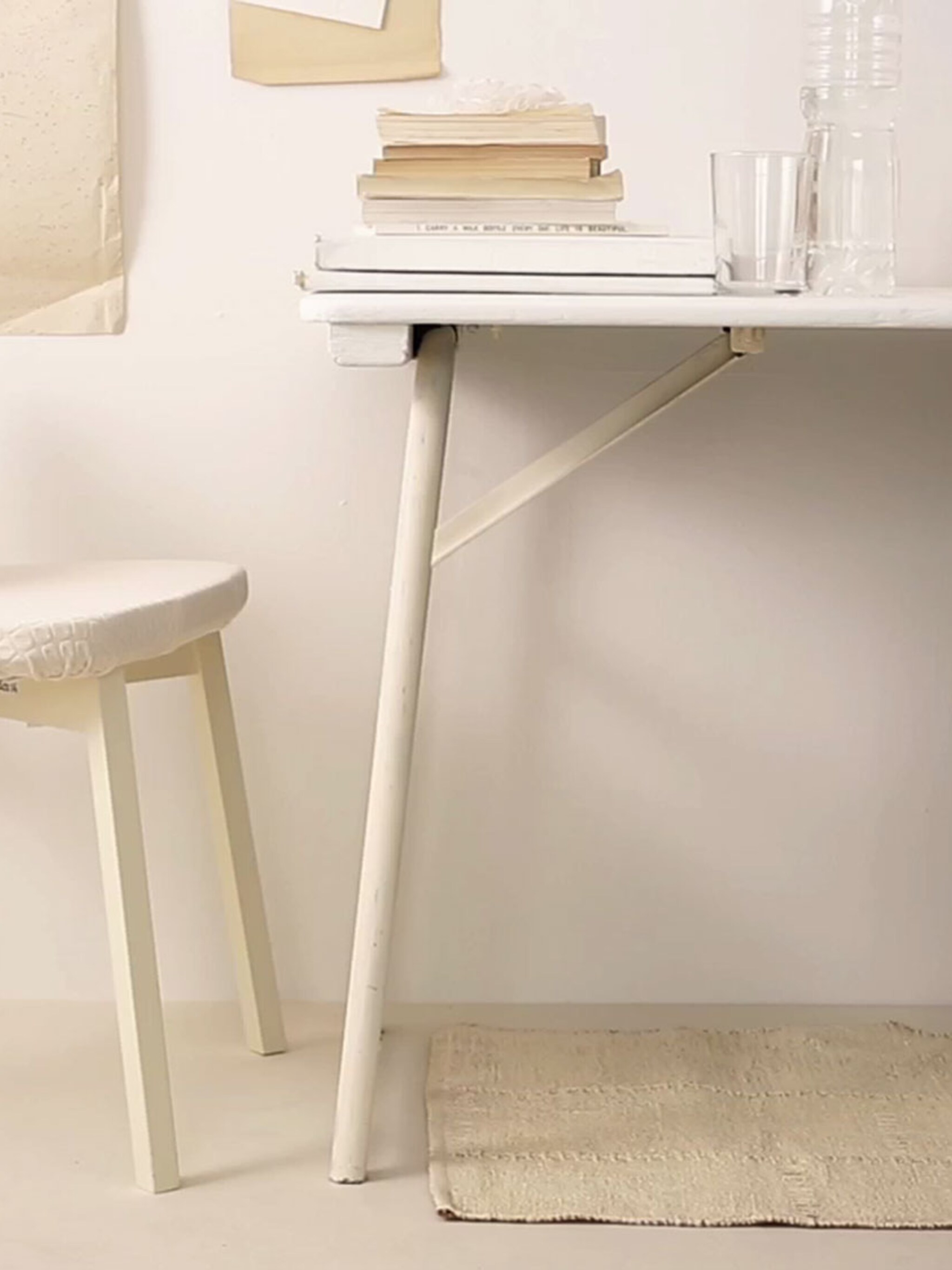 diy geef stoelen een nieuwe look door ze te bekleden