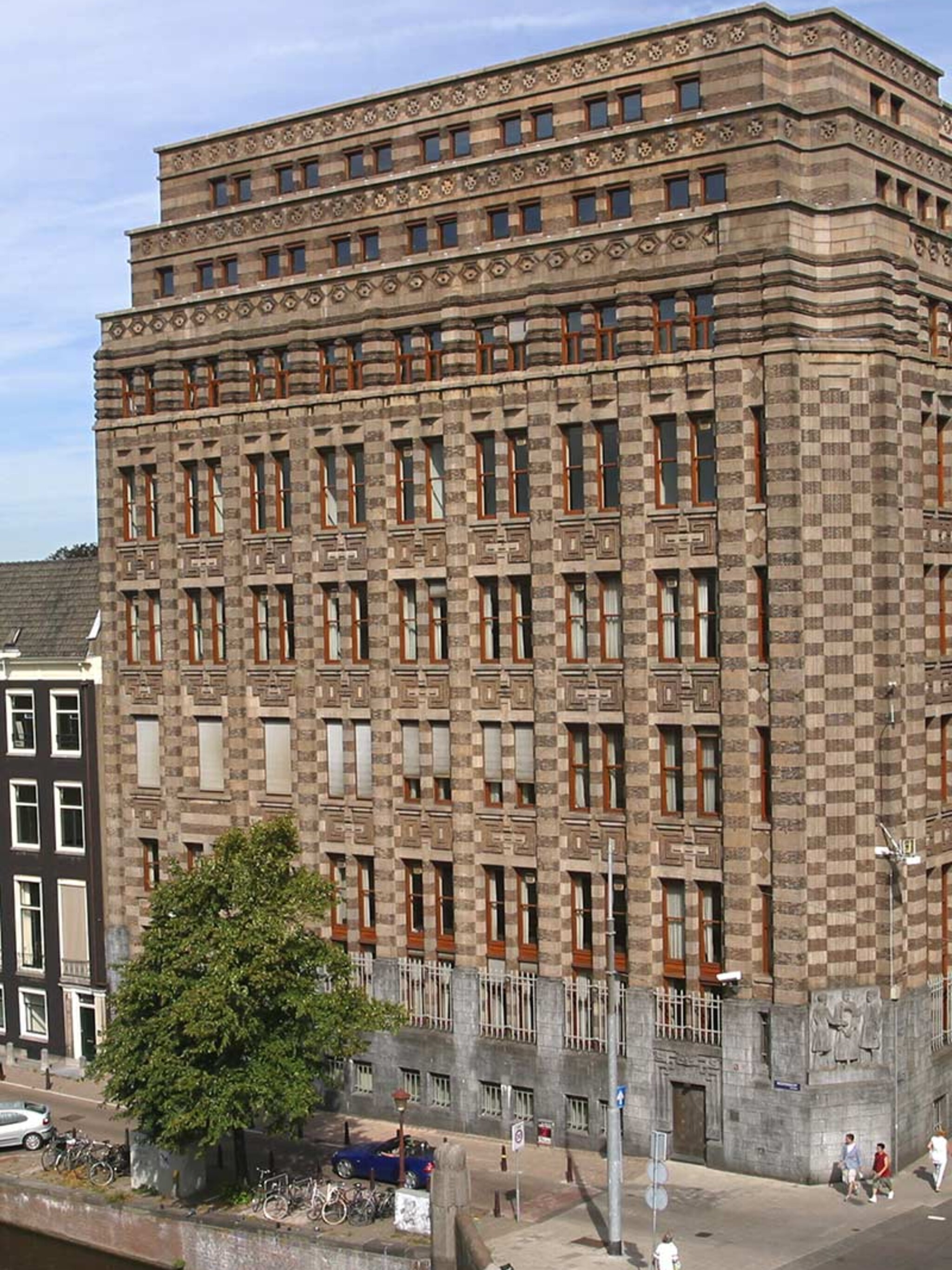 binnenkijken in een monument op monumentendag